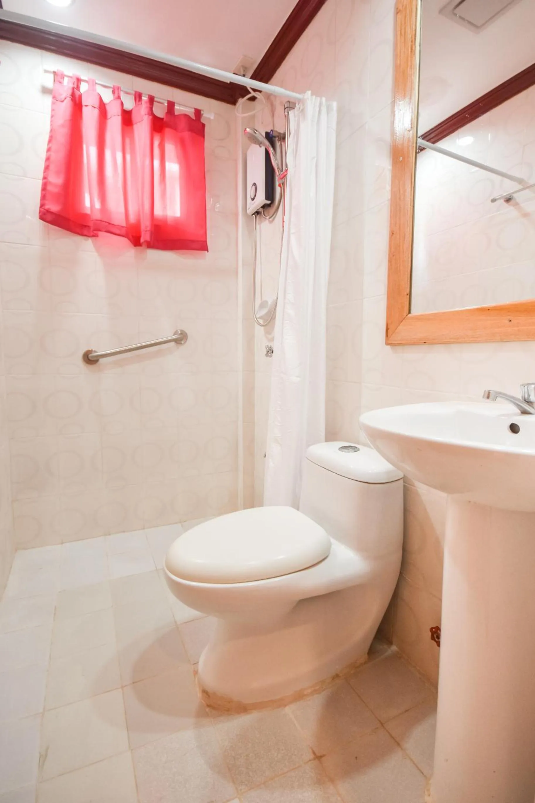 Bathroom in Nigi Nigi Too Beach Resort