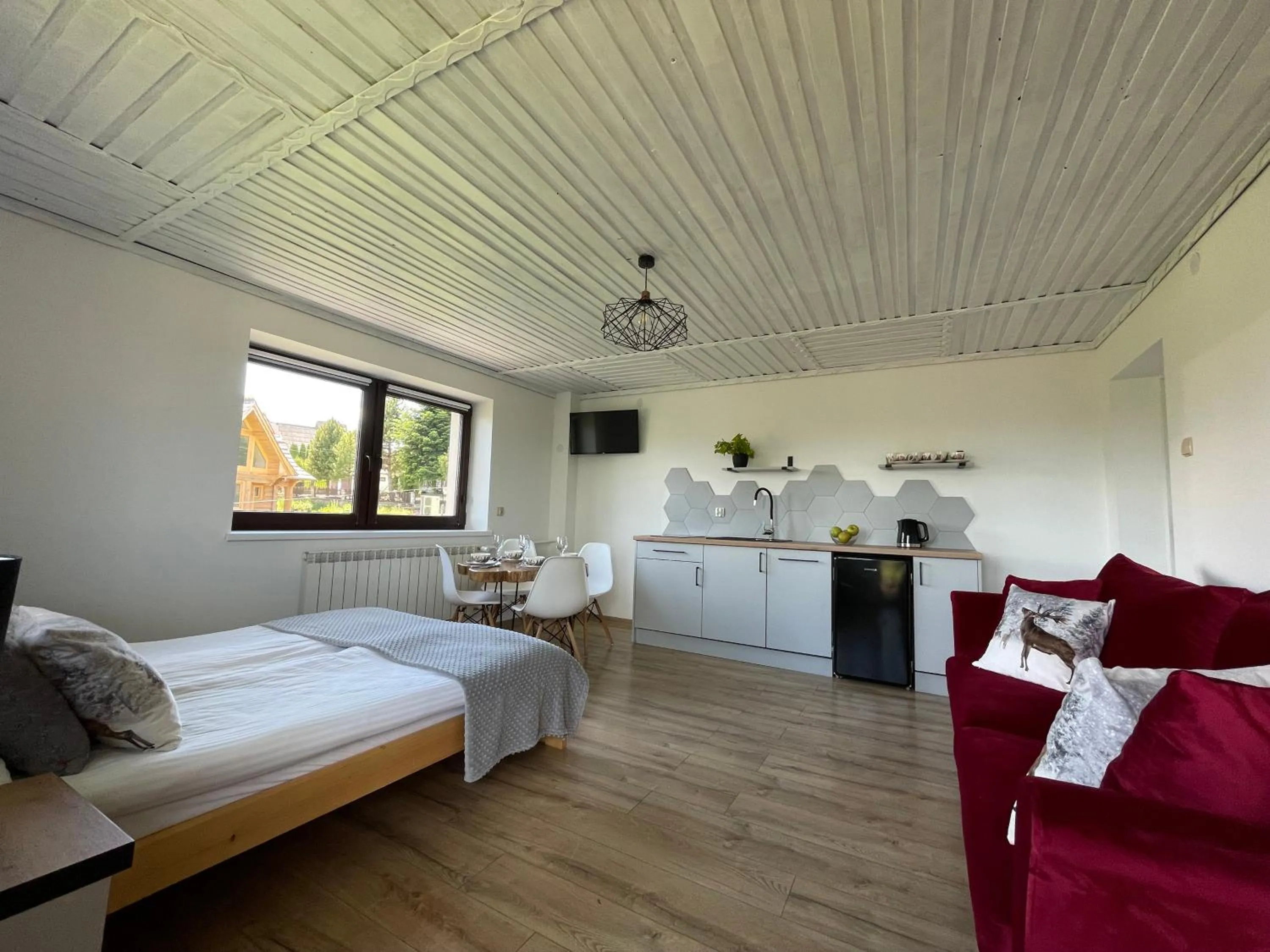 Kitchen or kitchenette, Bed in Pokoje Gościnne u Hanki