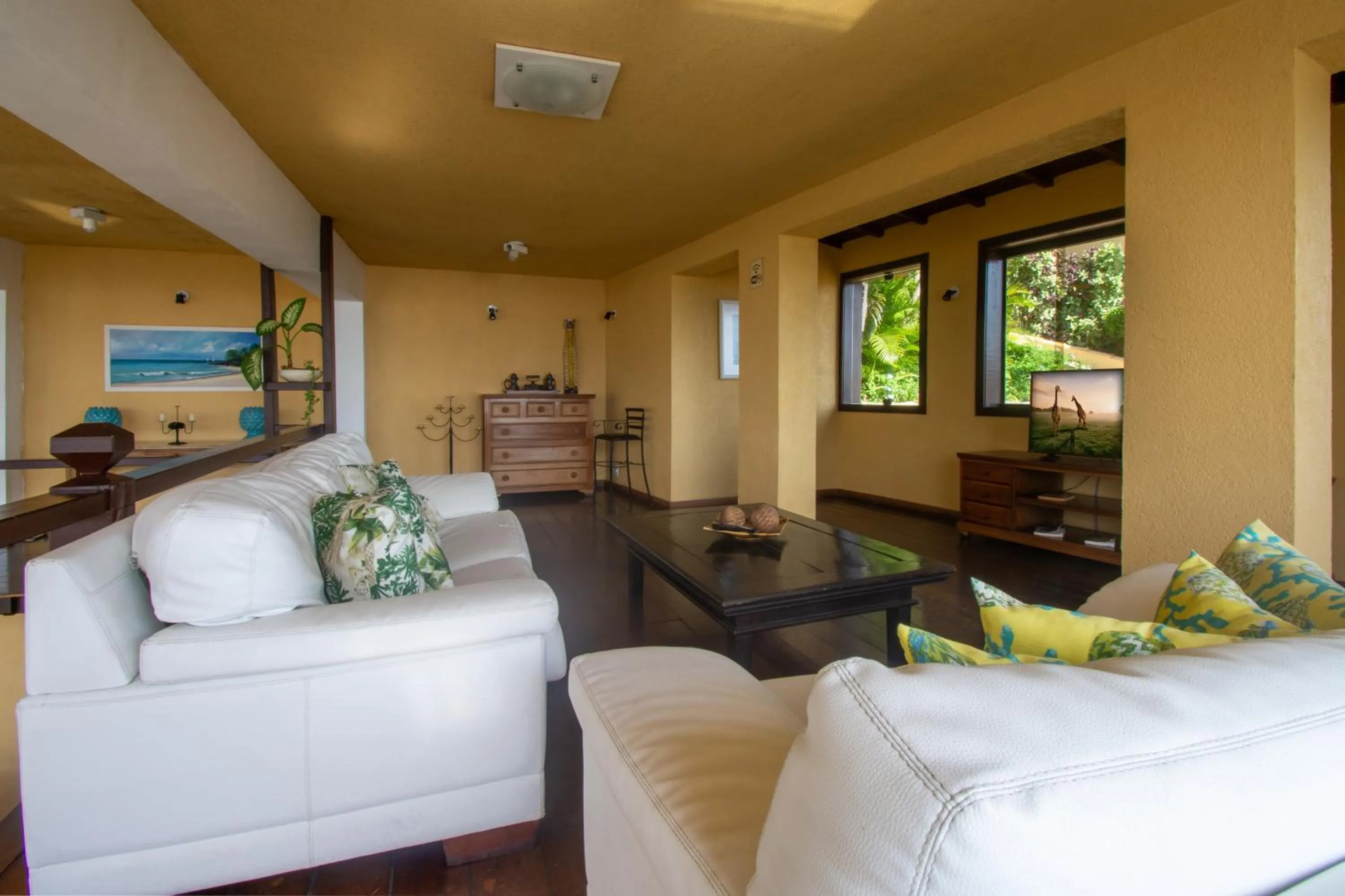 TV and multimedia in Pousada e Spa Villa Mercedes by Latitud Hoteles