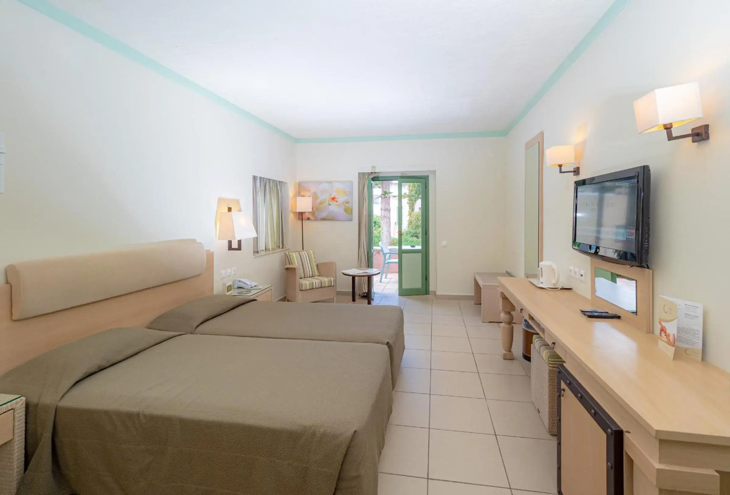 Garden view, Bed in Silva Beach Hotel Garden view, Bed in Silva Beach Hotel