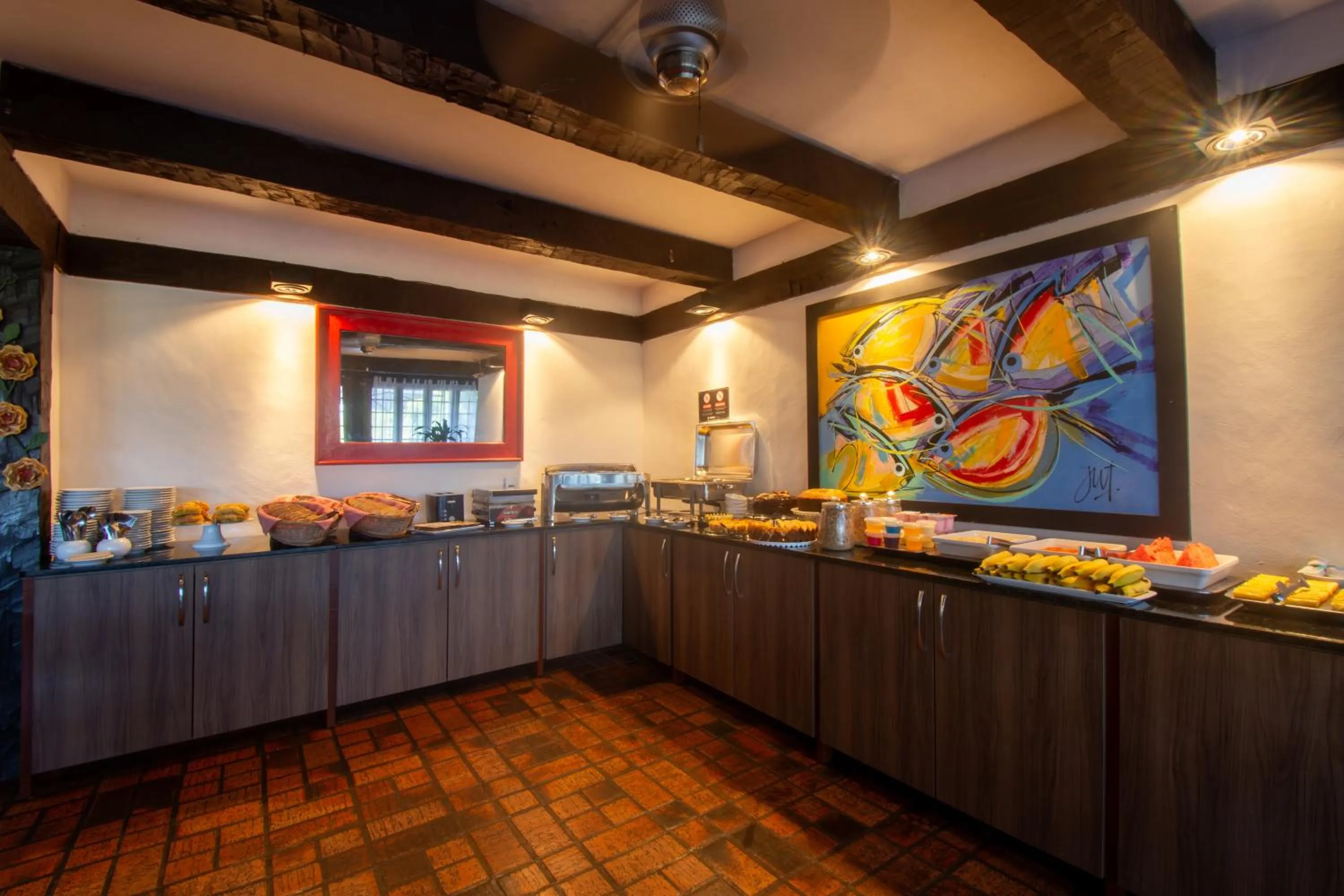 Buffet breakfast in Pousada Lestada by Latitud Hoteles