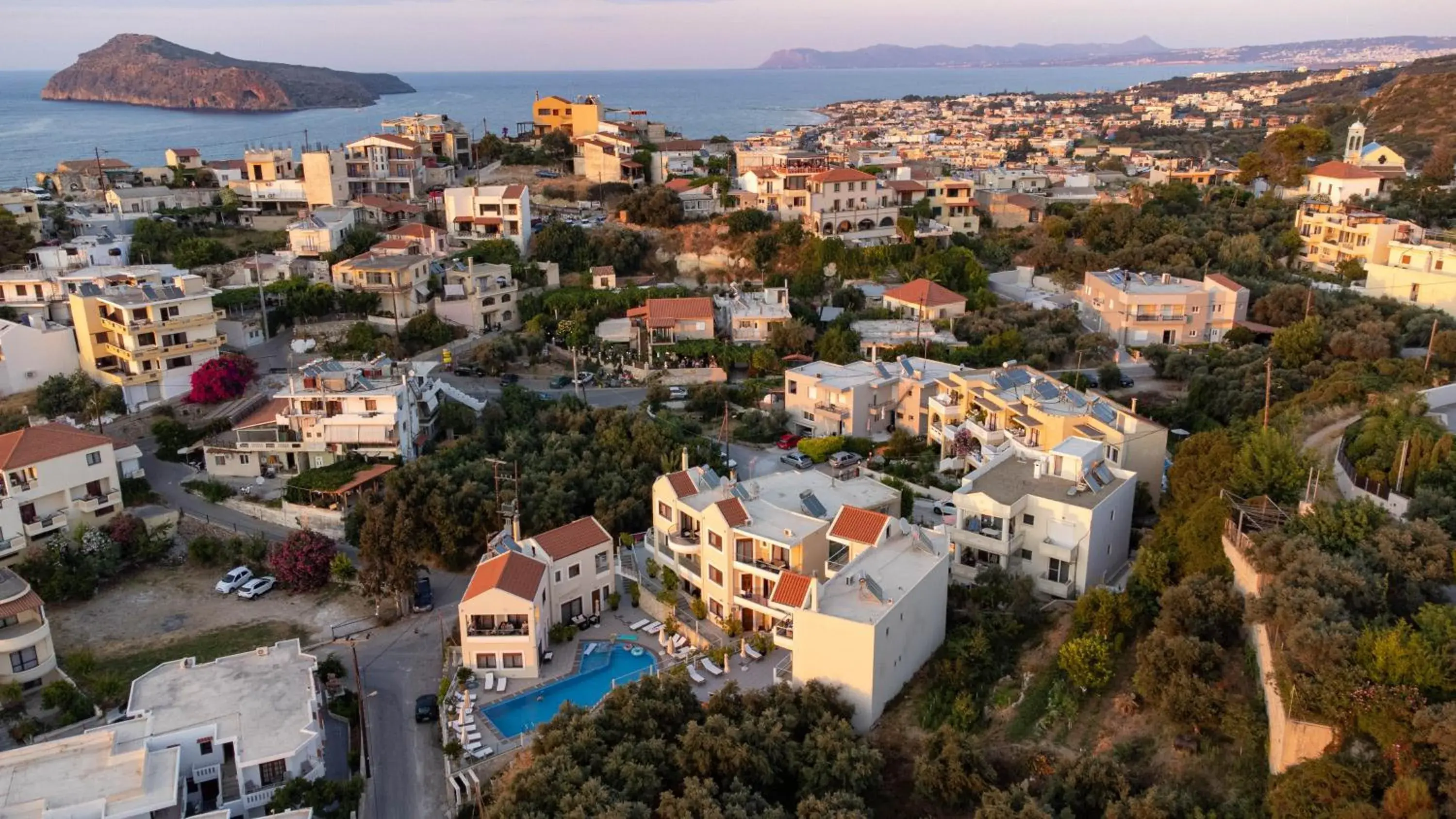 Property building in Esthisis Suites Chania Property building in Esthisis Suites Chania