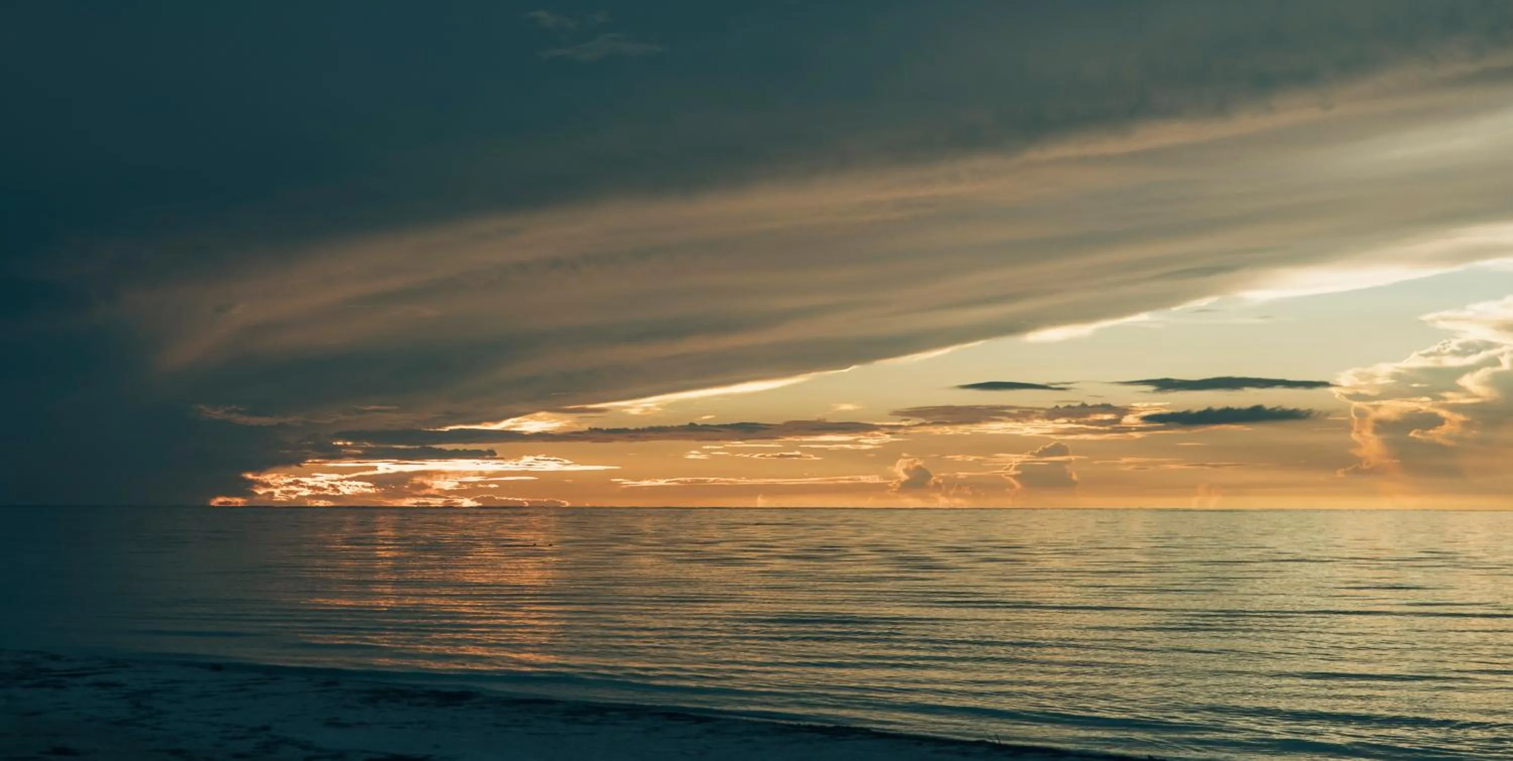 Sunset in Tekio Beach Hotel