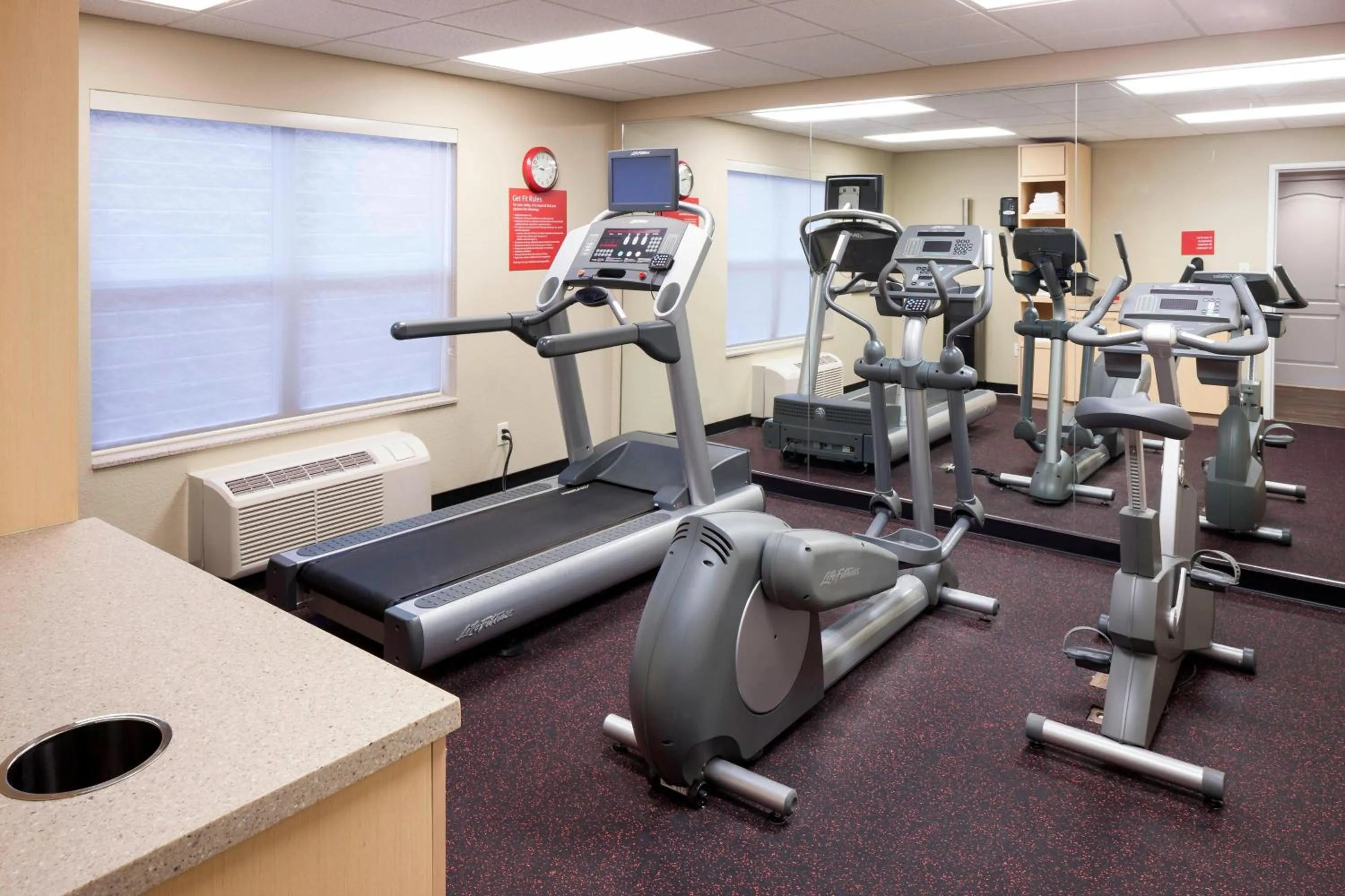 Fitness centre/facilities in TownePlace Suites Columbus
