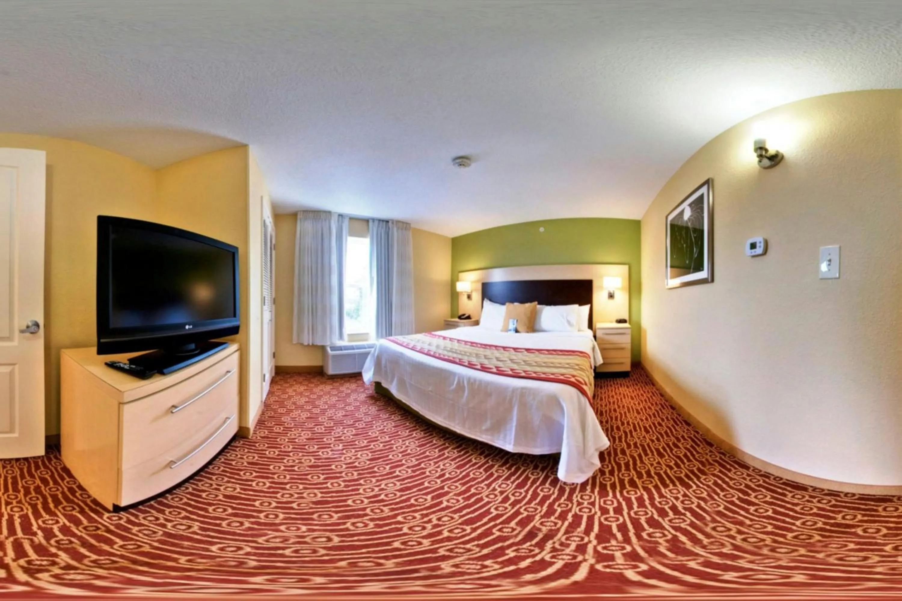Bedroom, Bed in TownePlace Suites Columbus