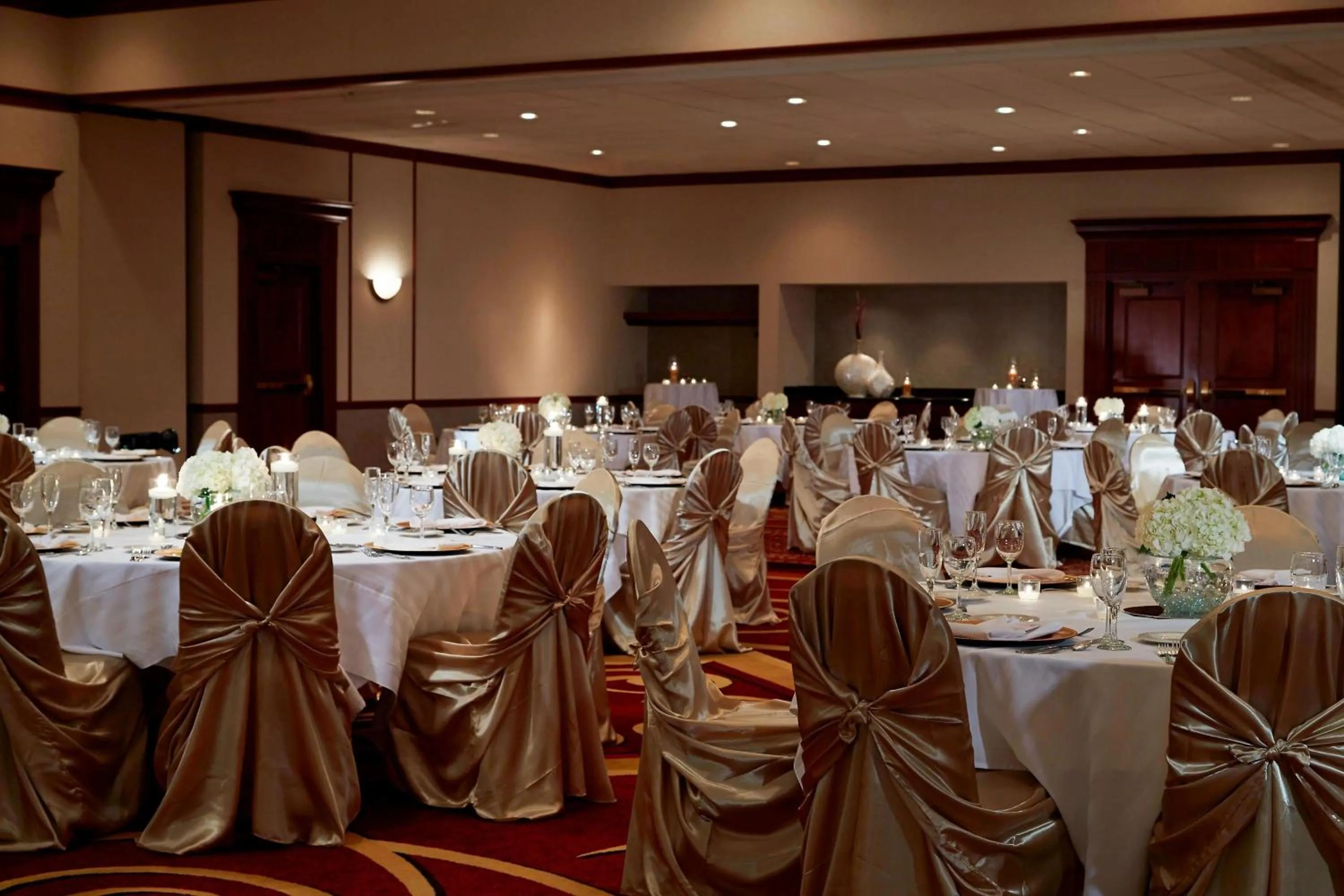 Banquet/Function facilities in Marriott Cincinnati Airport