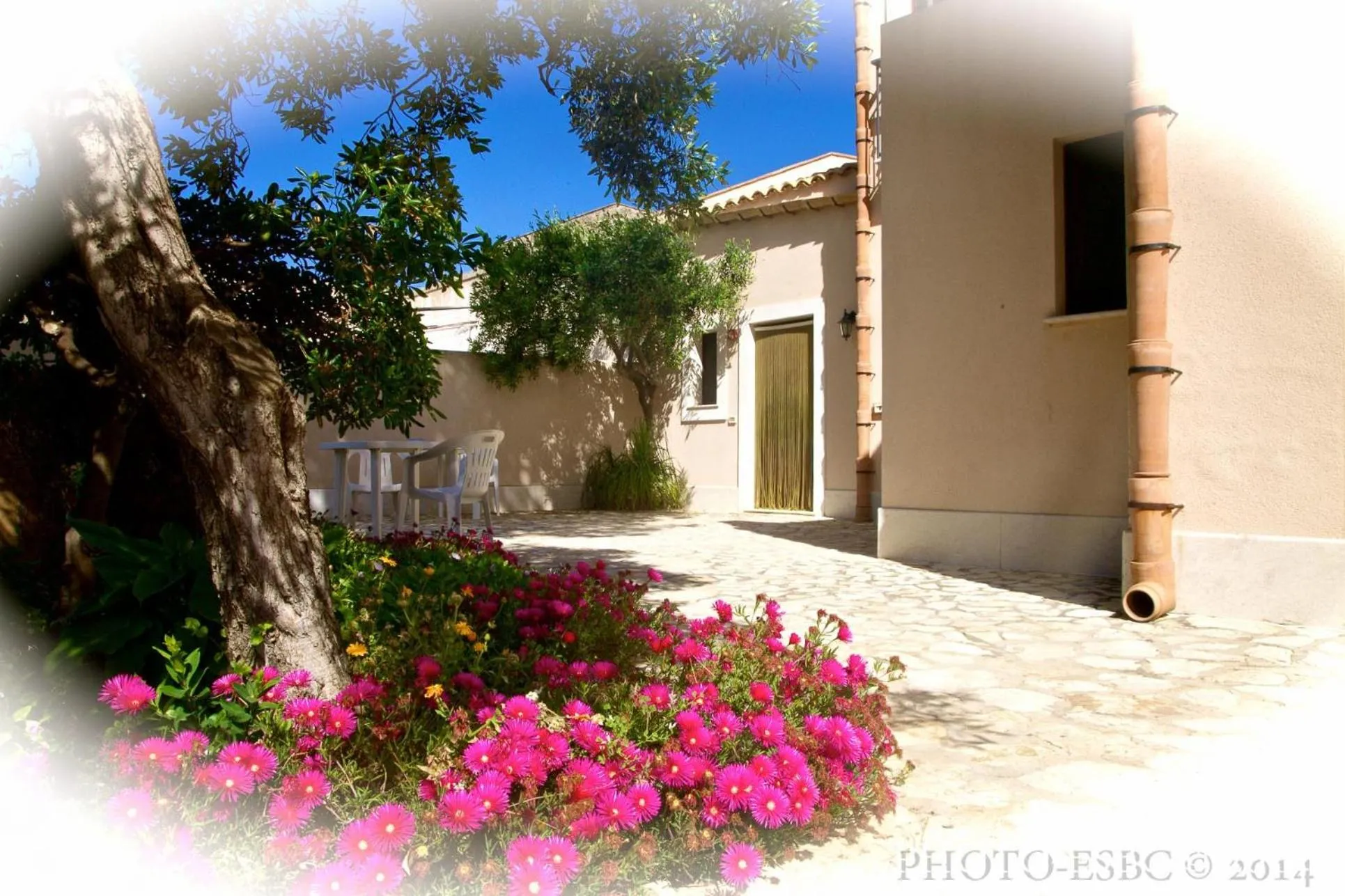 Facade/entrance in Casolare Nelle Saline