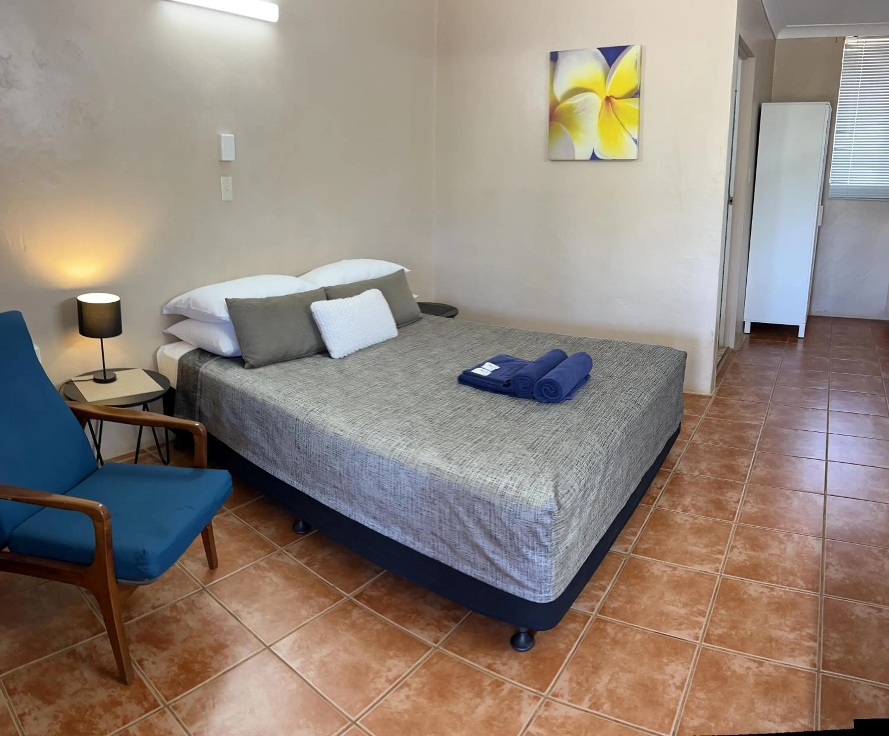 Bedroom, Bed in Childers Budget Accommodation