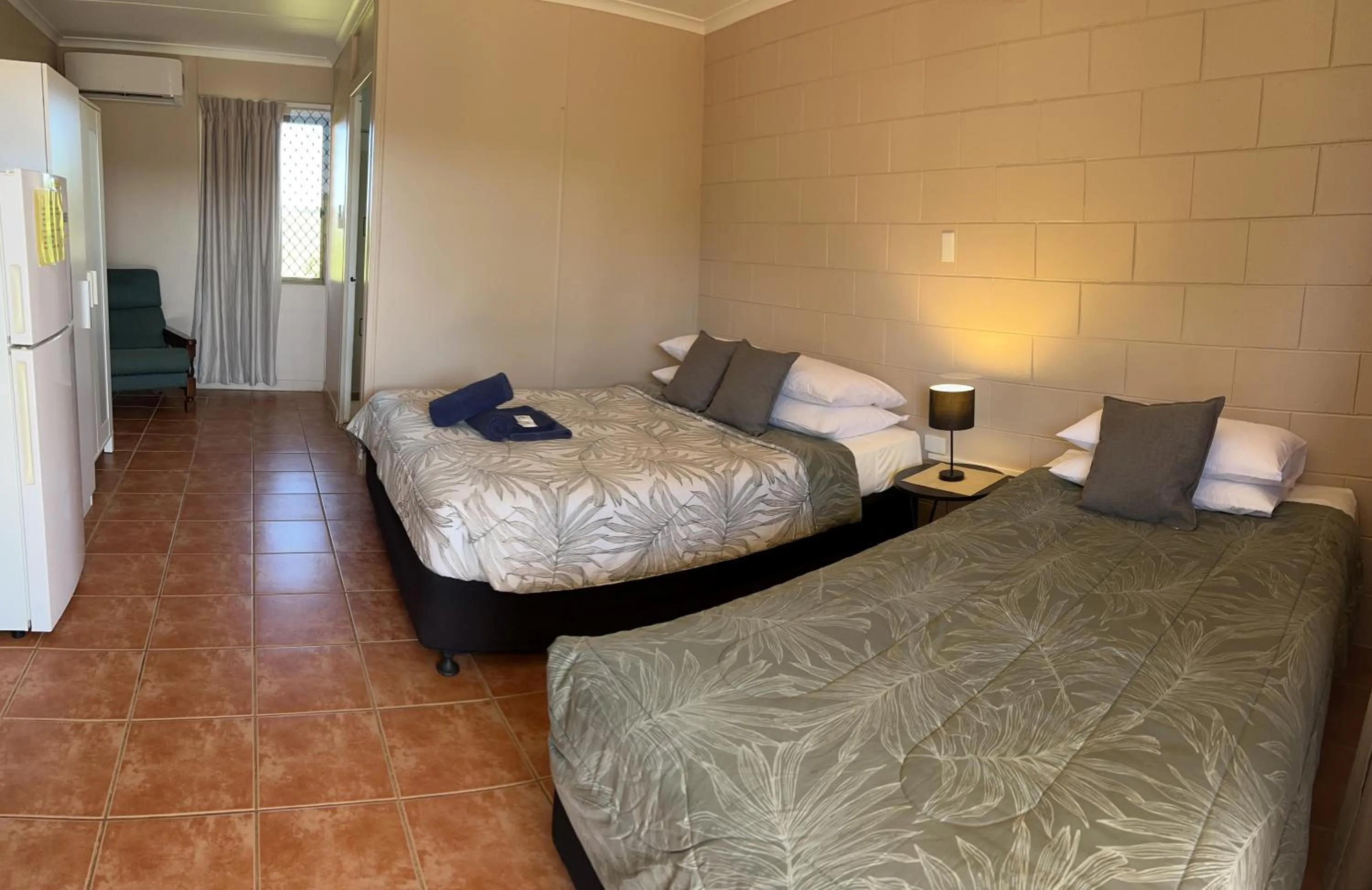 Photo of the whole room, Bed in Childers Budget Accommodation