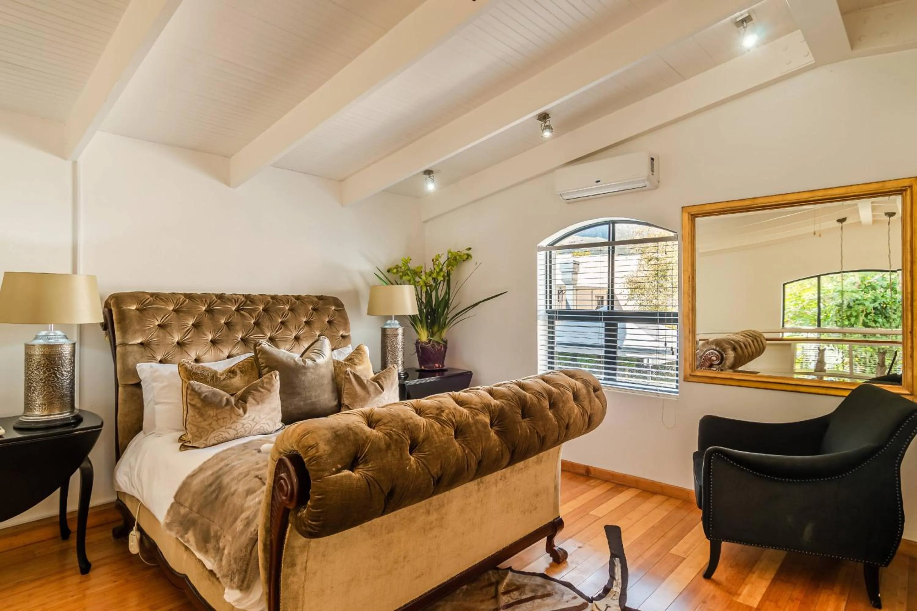 Bedroom in The Ivy Apartments Franschhoek