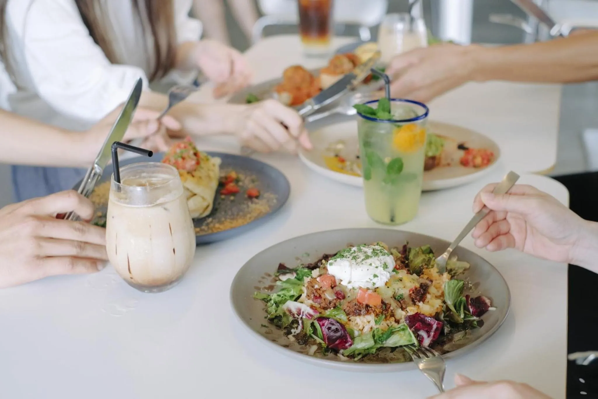 AIEN Coffee & Hostel