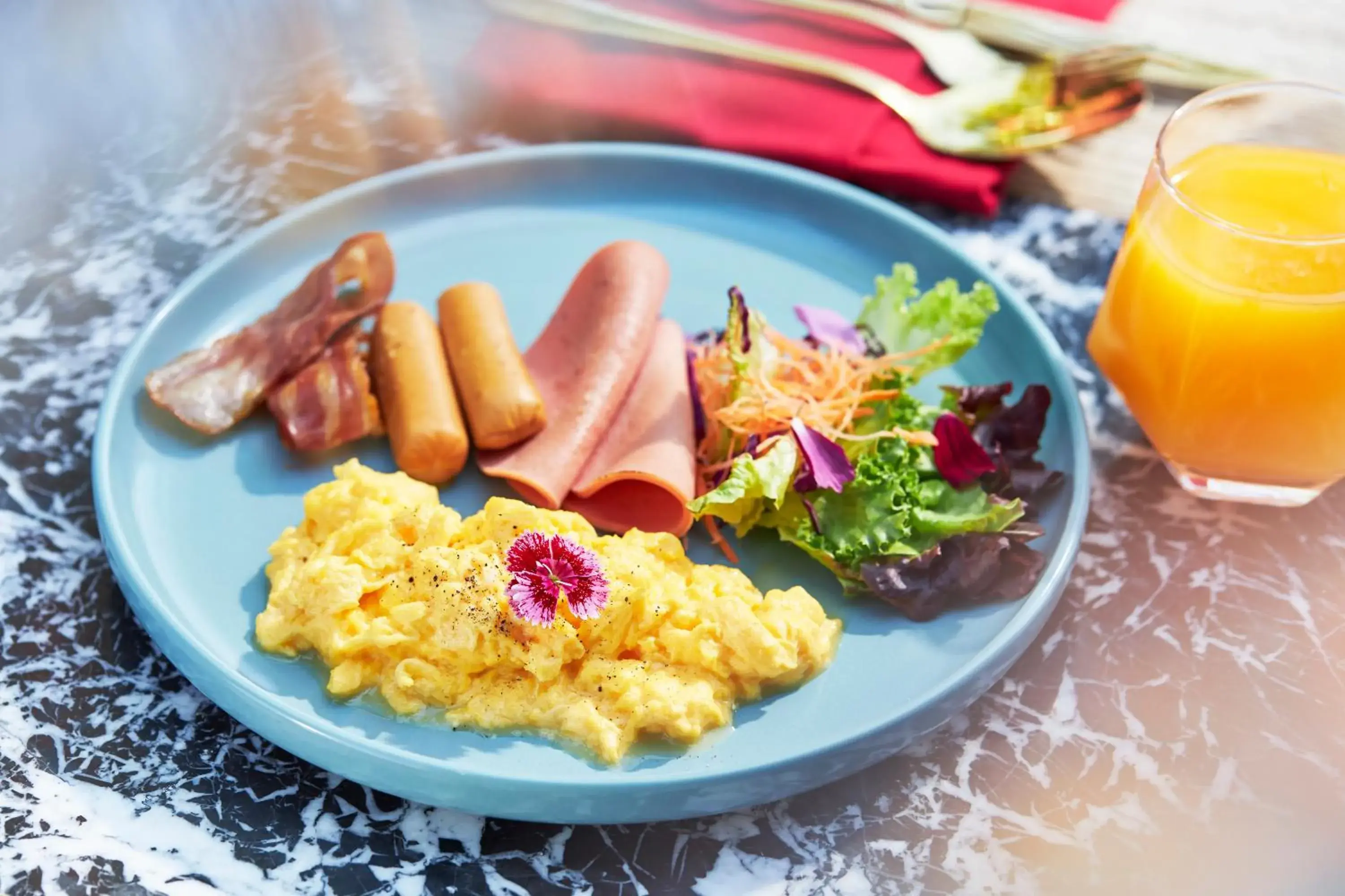 Breakfast in Amdaeng Bangkok Riverside Hotel Breakfast in Amdaeng Bangkok Riverside Hotel