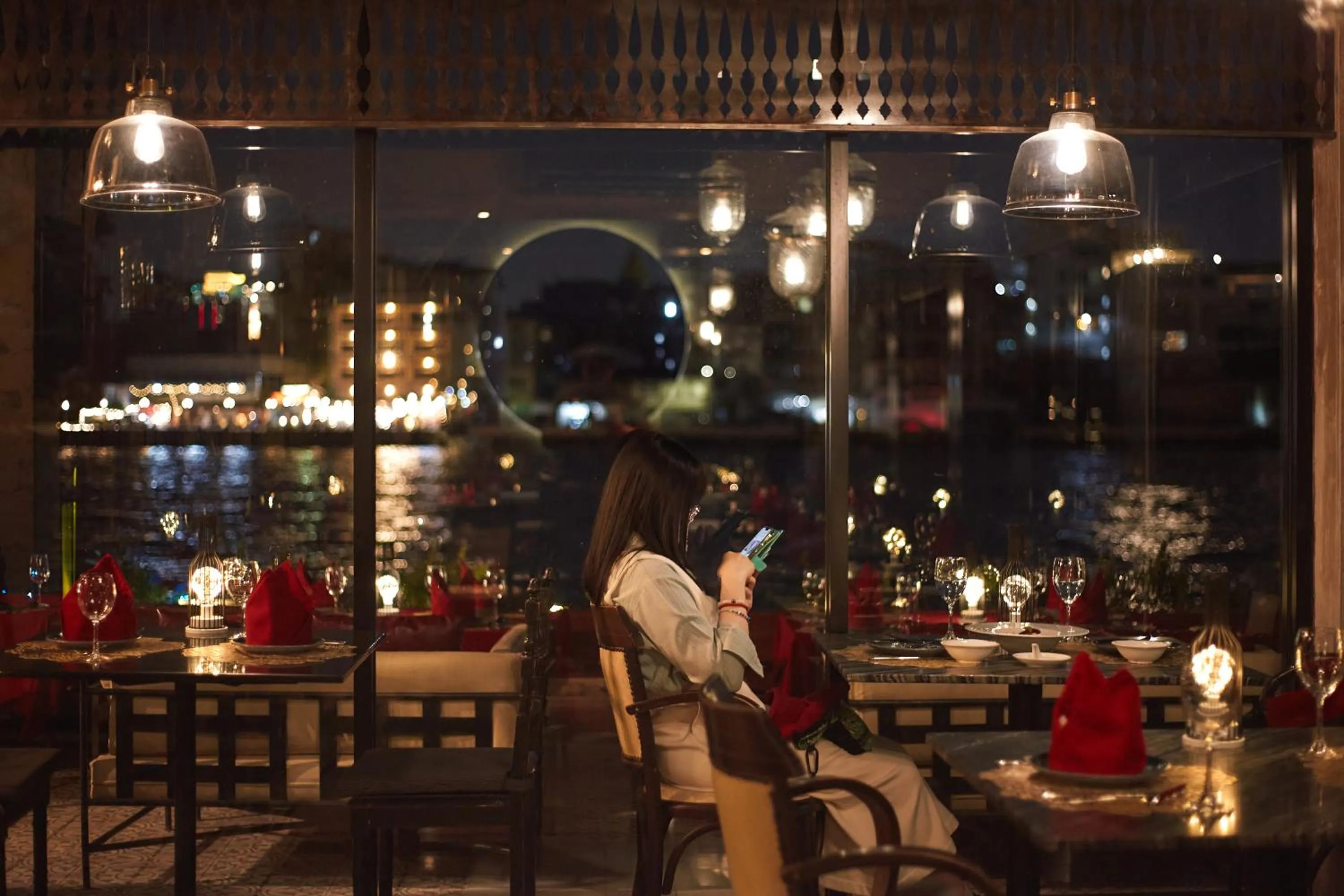 Restaurant/places to eat in Amdaeng Bangkok Riverside Hotel