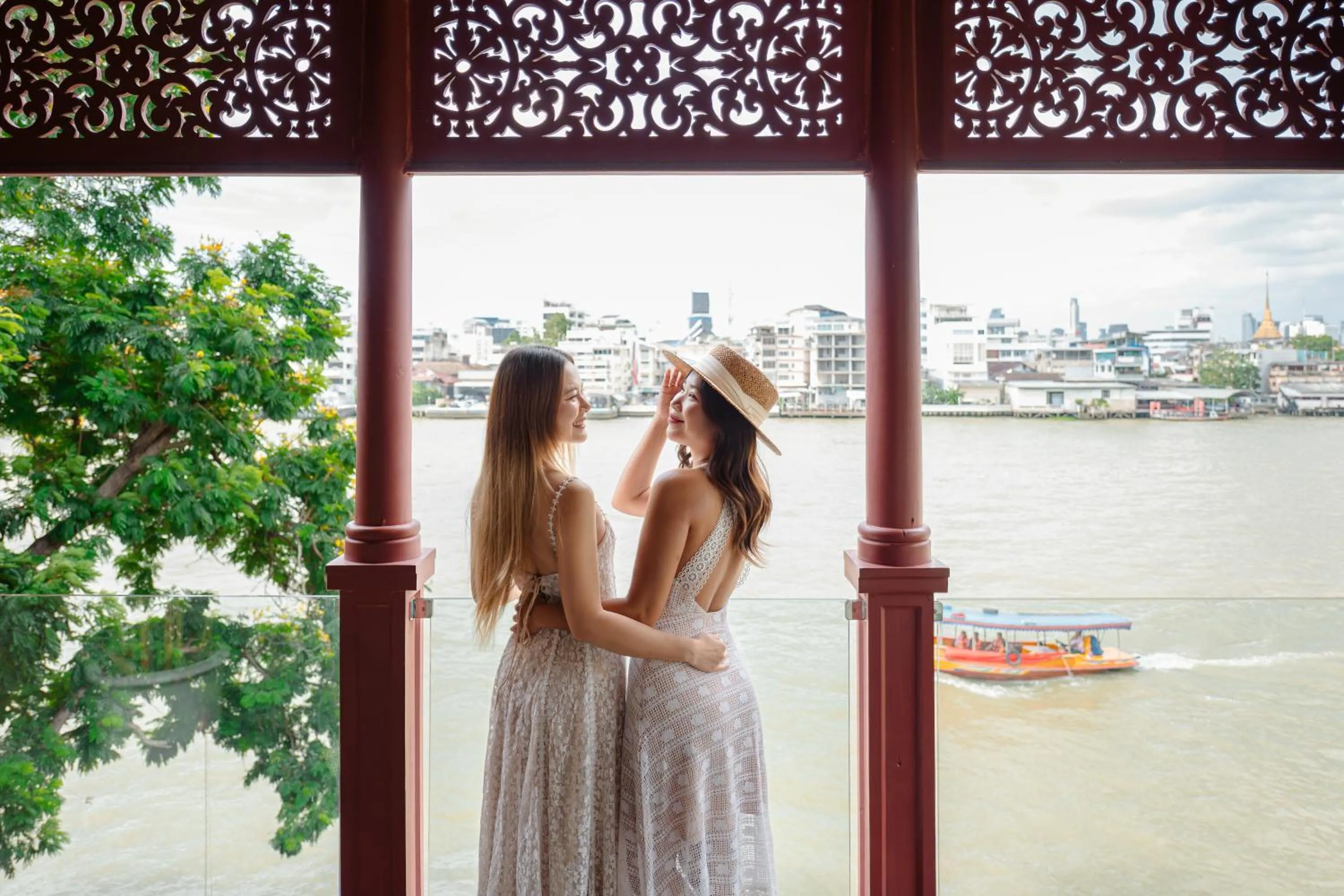 Balcony/Terrace in Amdaeng Bangkok Riverside Hotel