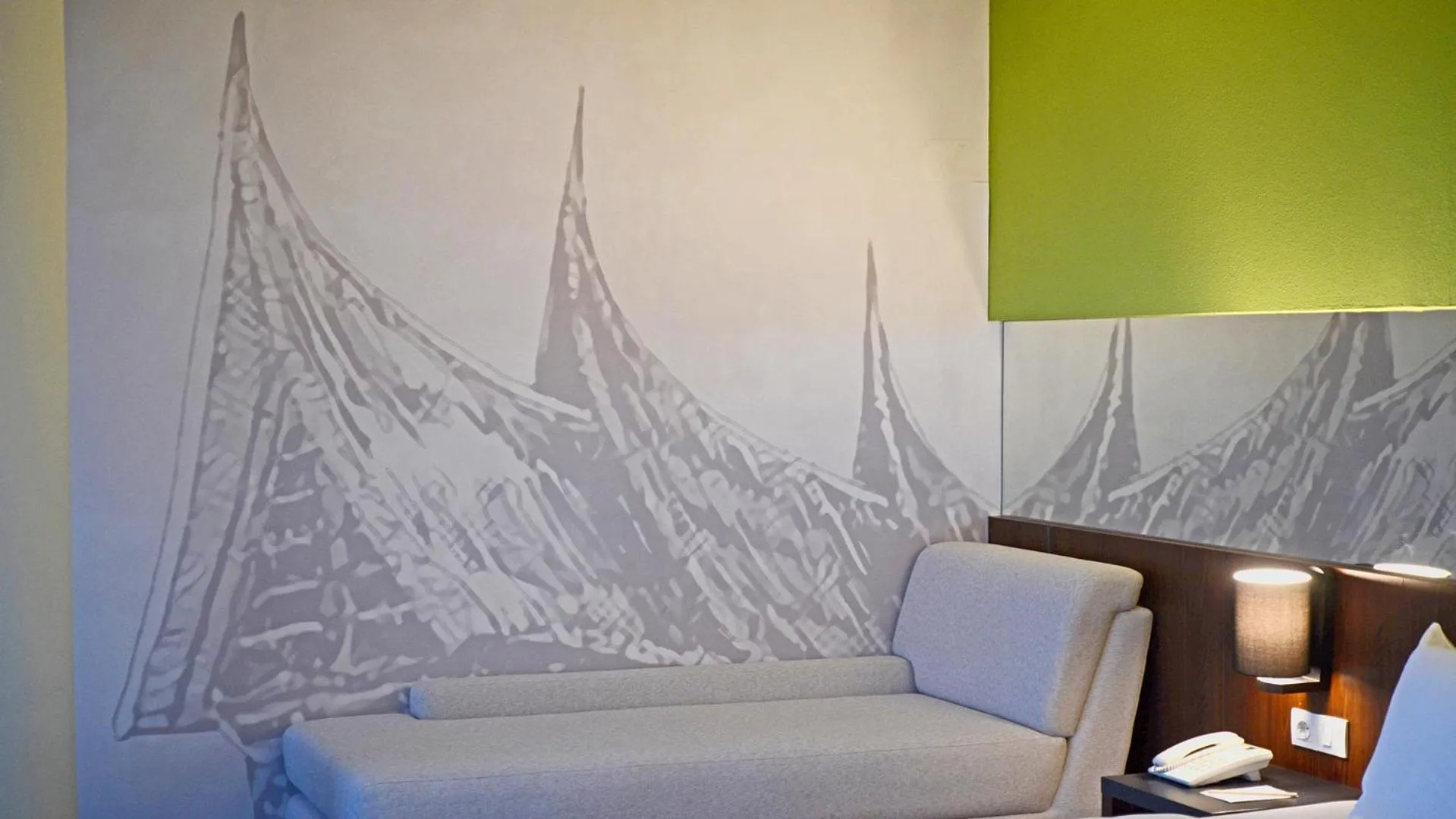 Whiz Prime Hotel Khatib Sulaiman Padang