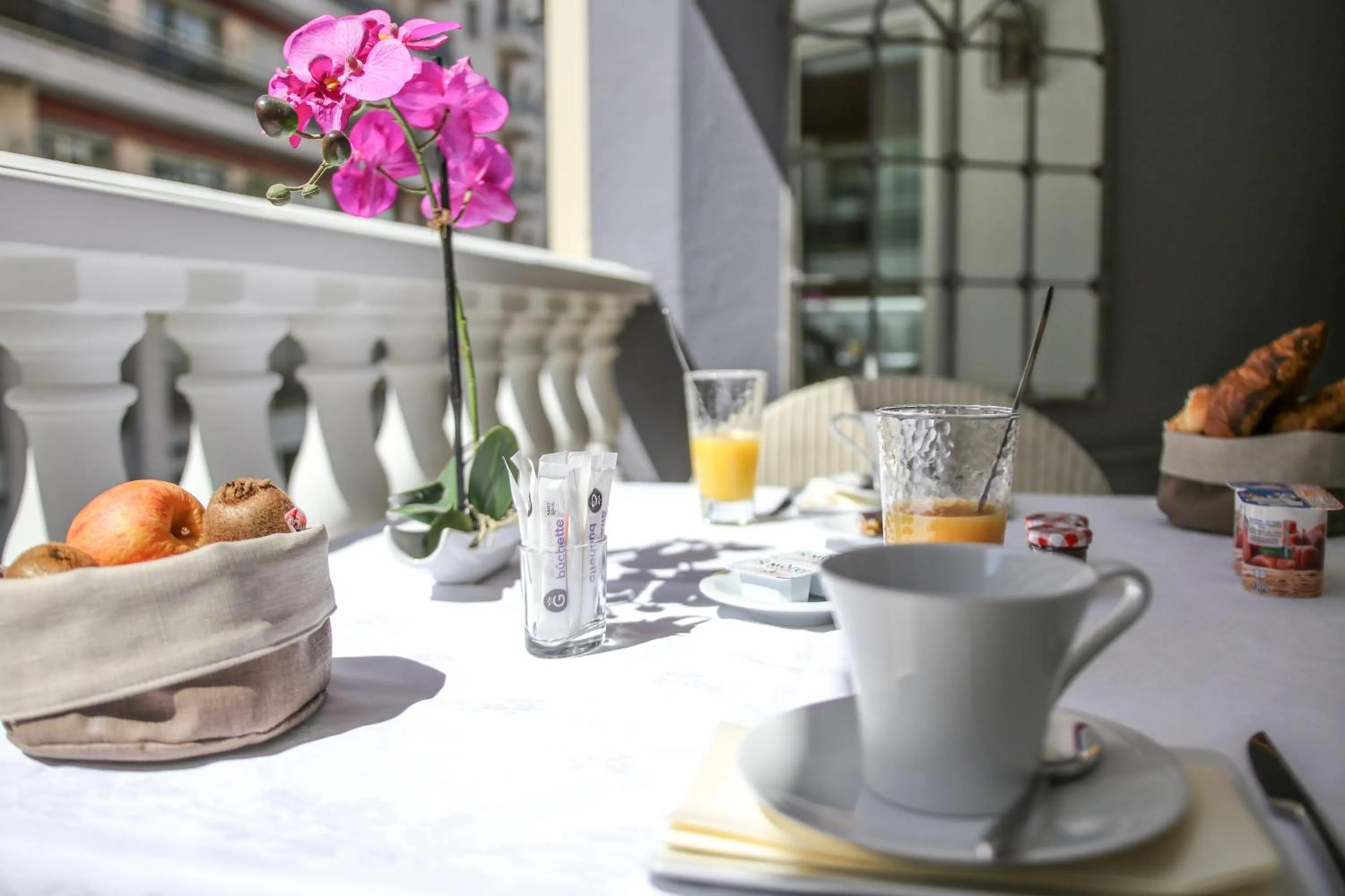 Breakfast in Hotel Le Fouquet's