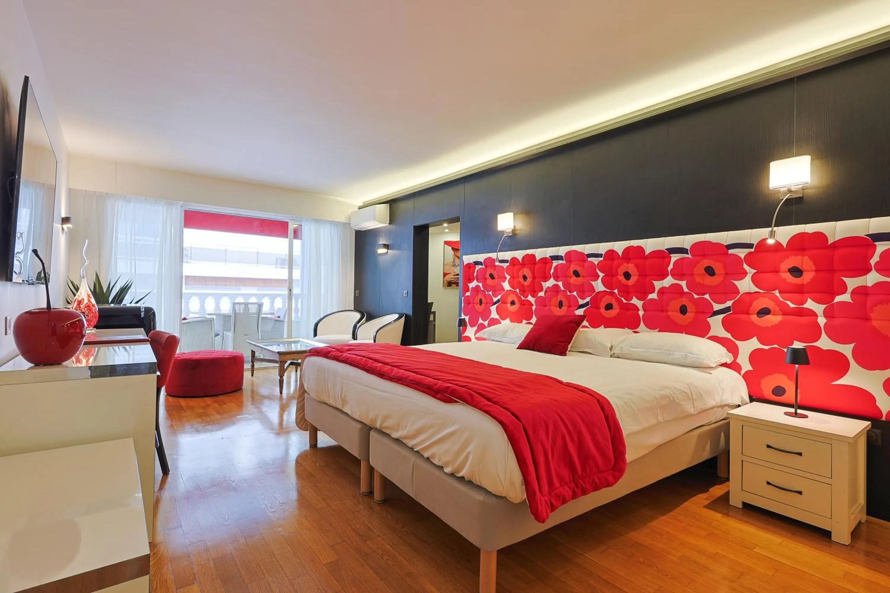 Bedroom, Bed in Hotel Le Fouquet's