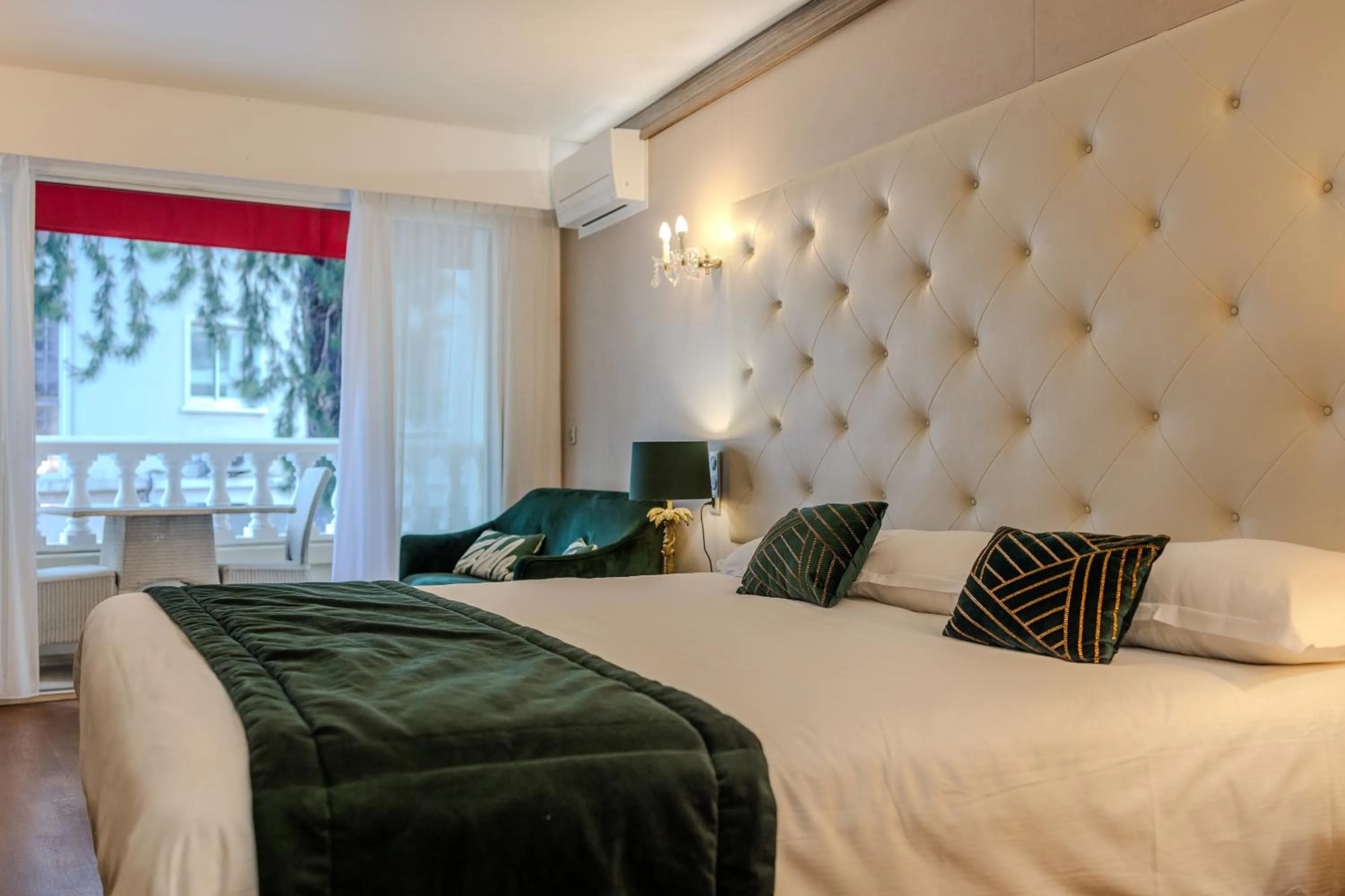 Bedroom, Bed in Hotel Le Fouquet's