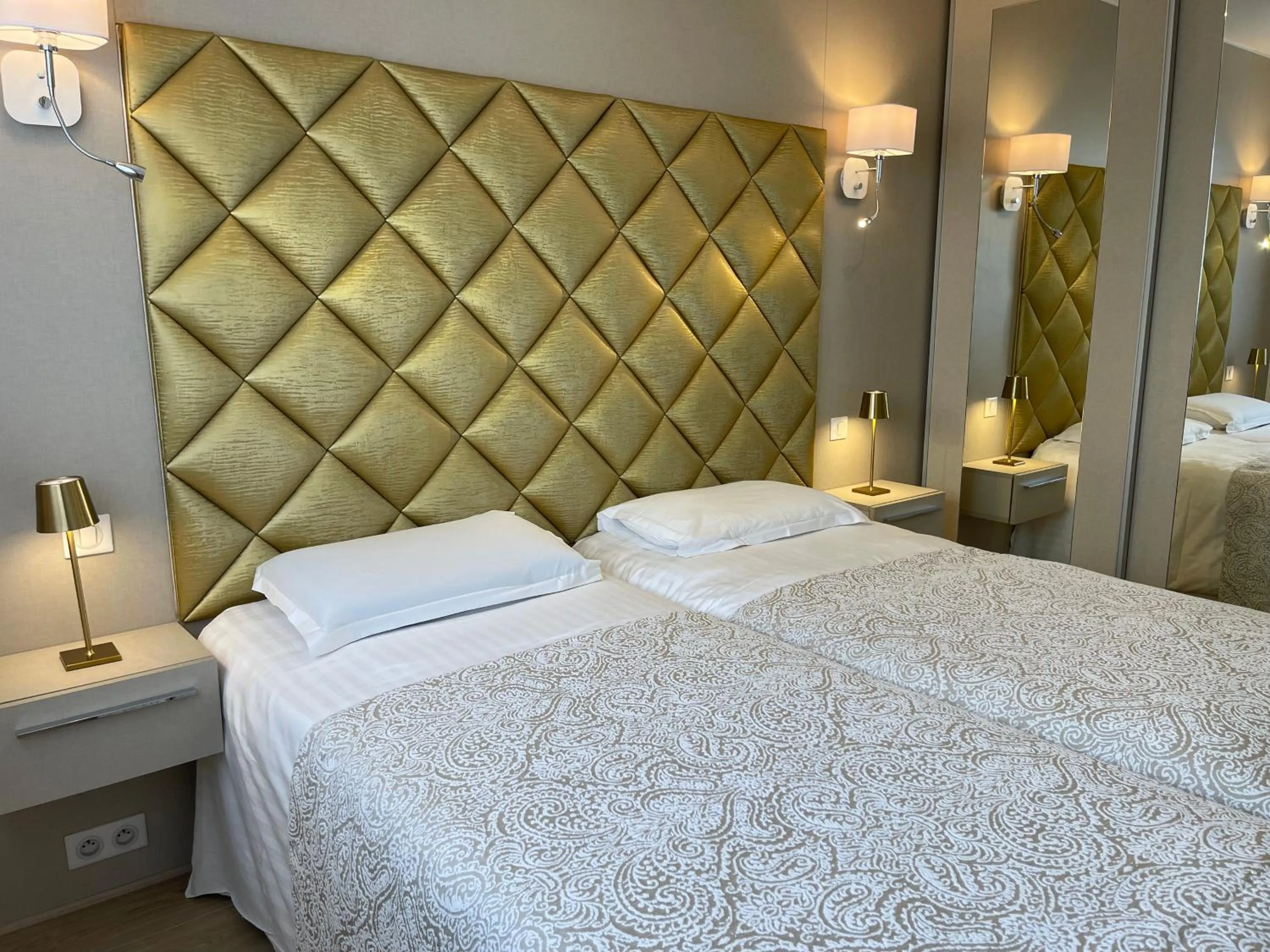 Bedroom, Bed in Hotel Le Fouquet's