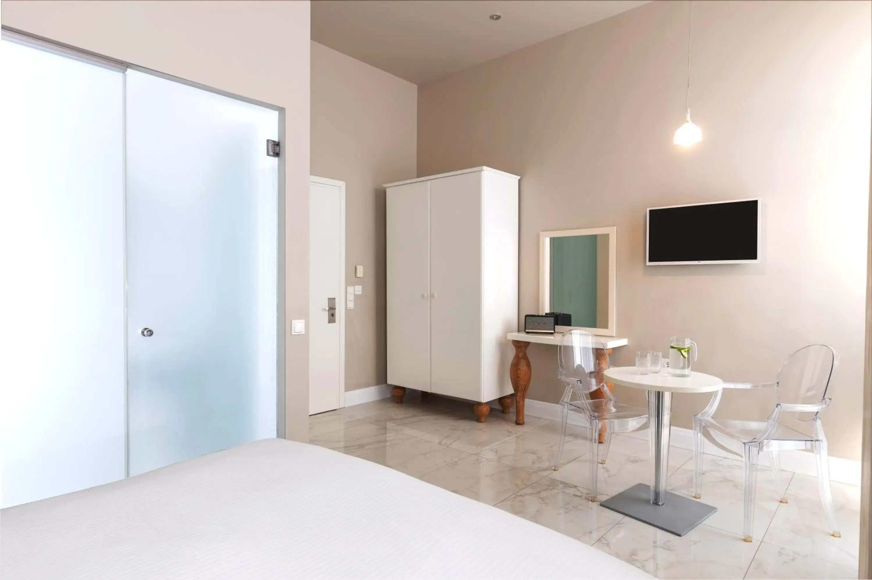 Photo of the whole room, Bed in 5 Hermoupolis Concept Sites Photo of the whole room, Bed in 5 Hermoupolis Concept Sites