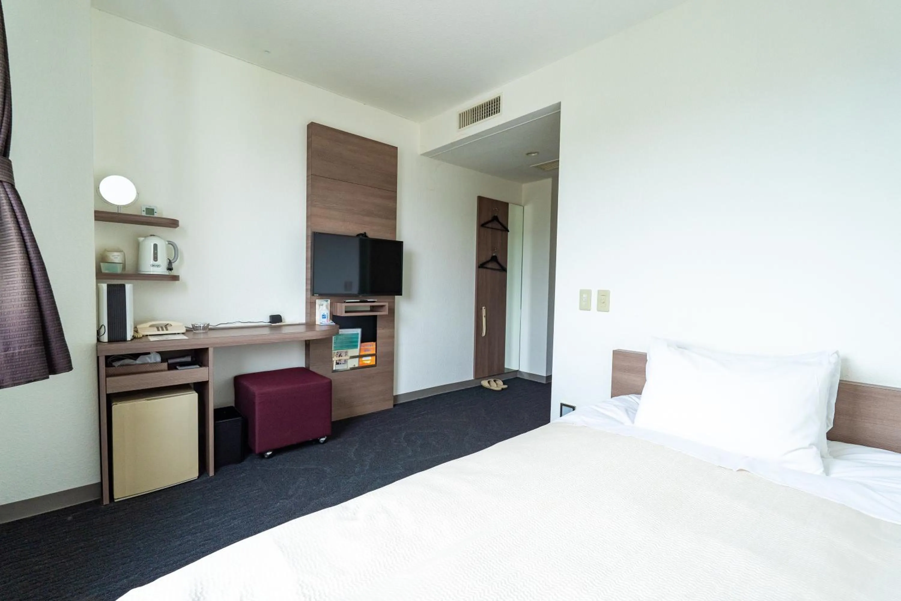 Photo of the whole room, Bed in Business Hotel Ueno