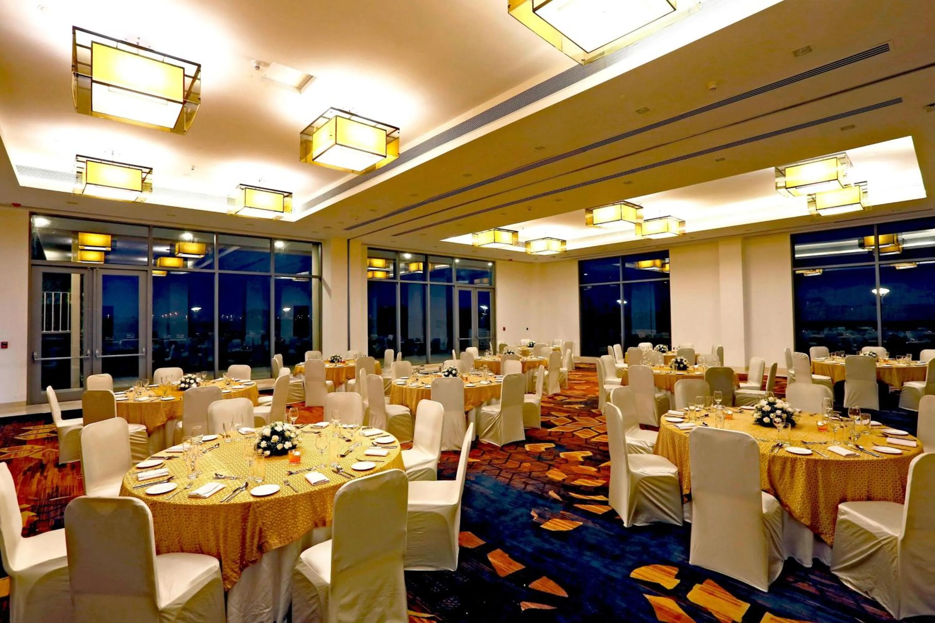 Meeting/conference room in Courtyard by Marriott Surat