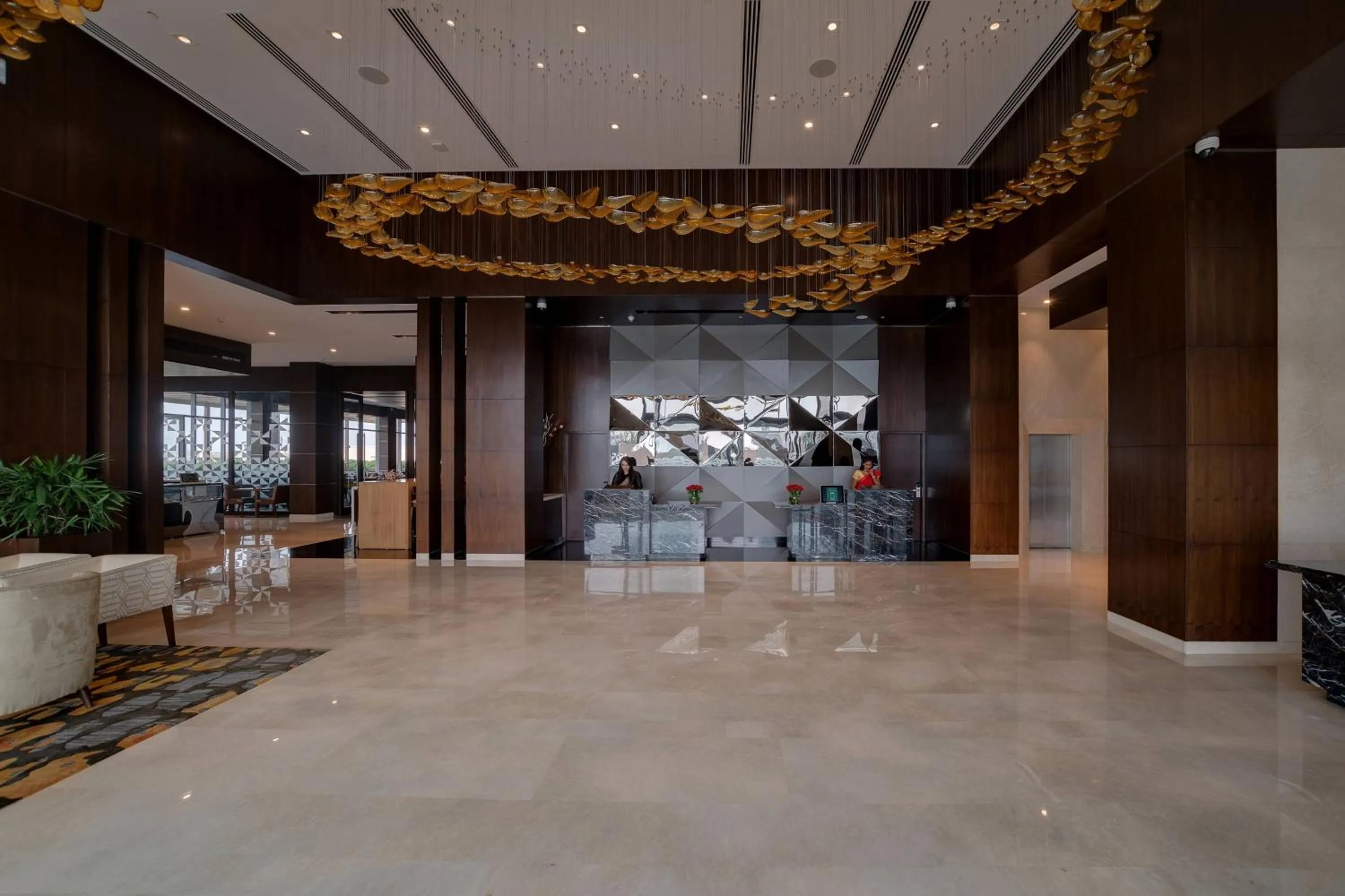 Lobby or reception in Courtyard by Marriott Surat