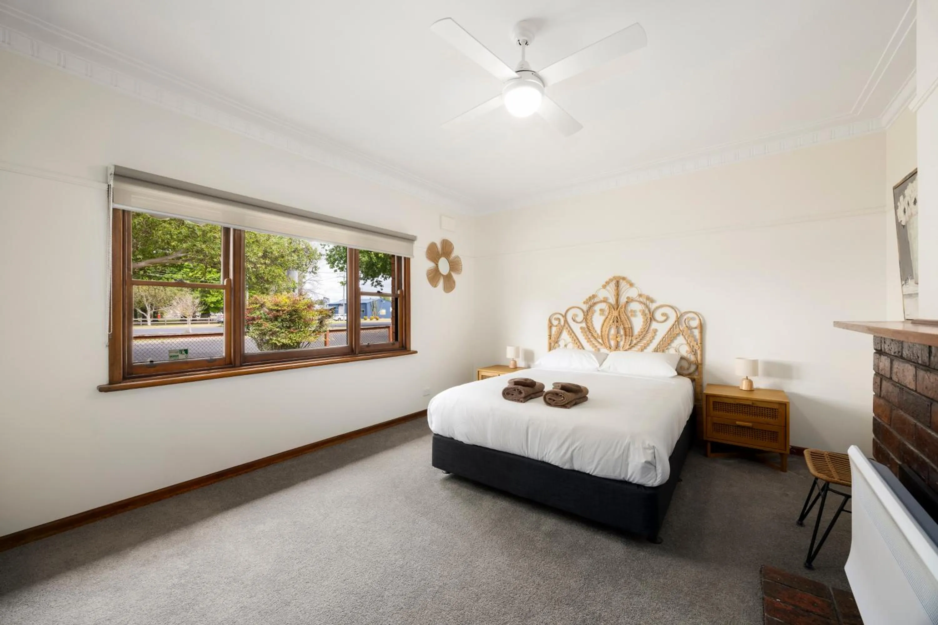 Bedroom, Bed in Maffra Motor Inn