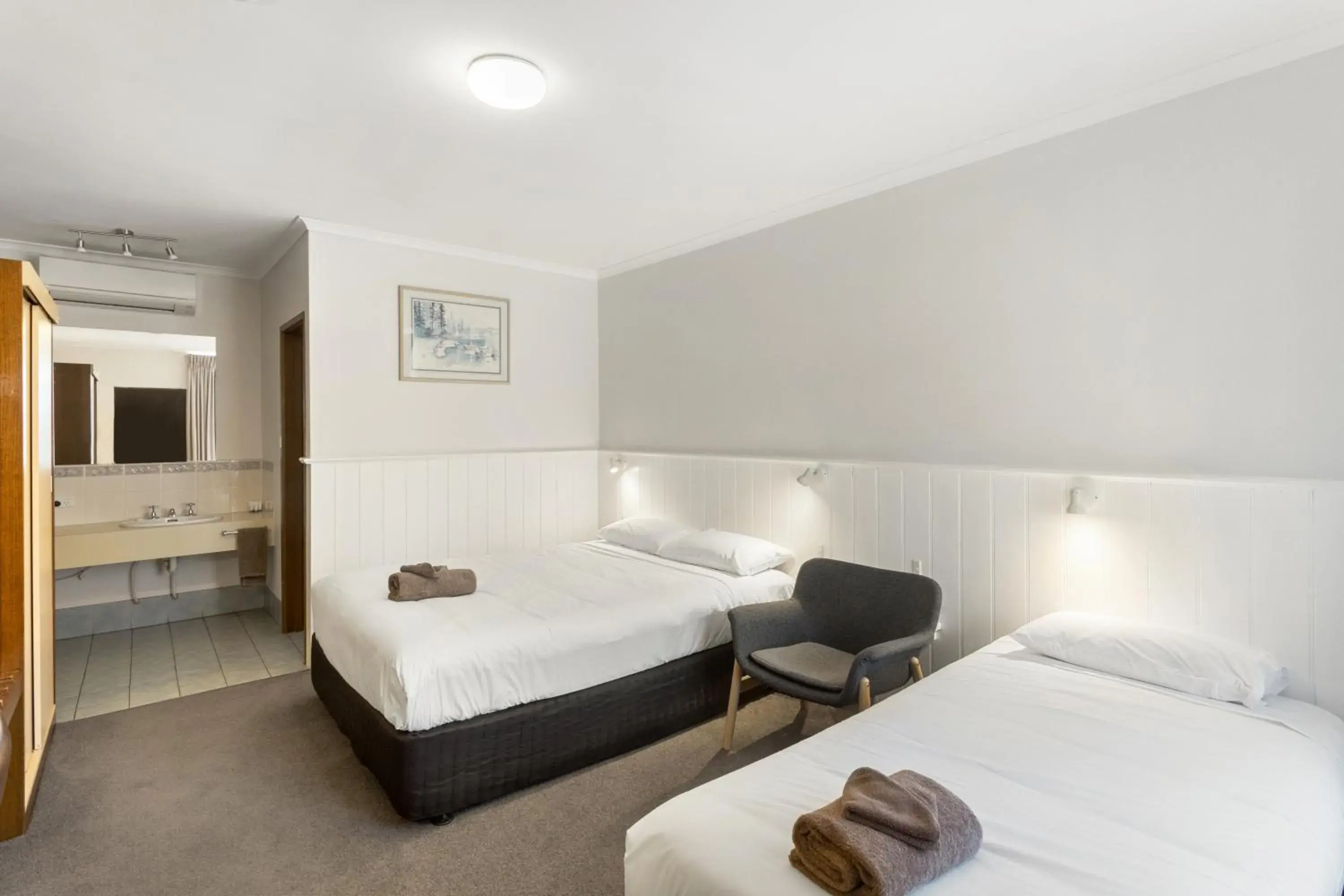 Superior Twin Room in Maffra Motor Inn Superior Twin Room in Maffra Motor Inn