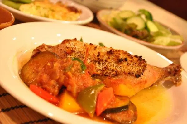 Food in Pension Rapport in Tambara Plateau