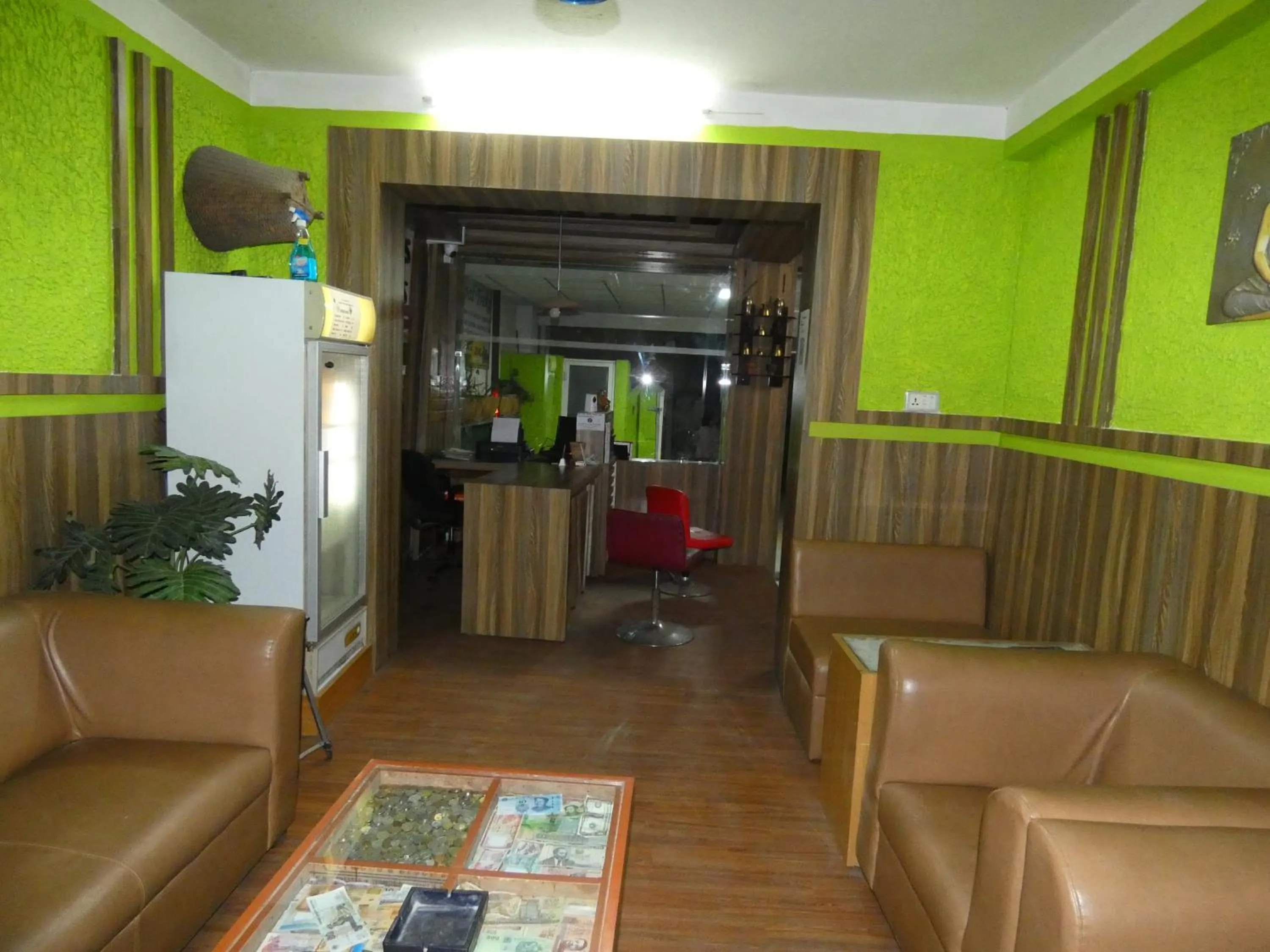 Living room in Sara's Backpackers Hotel