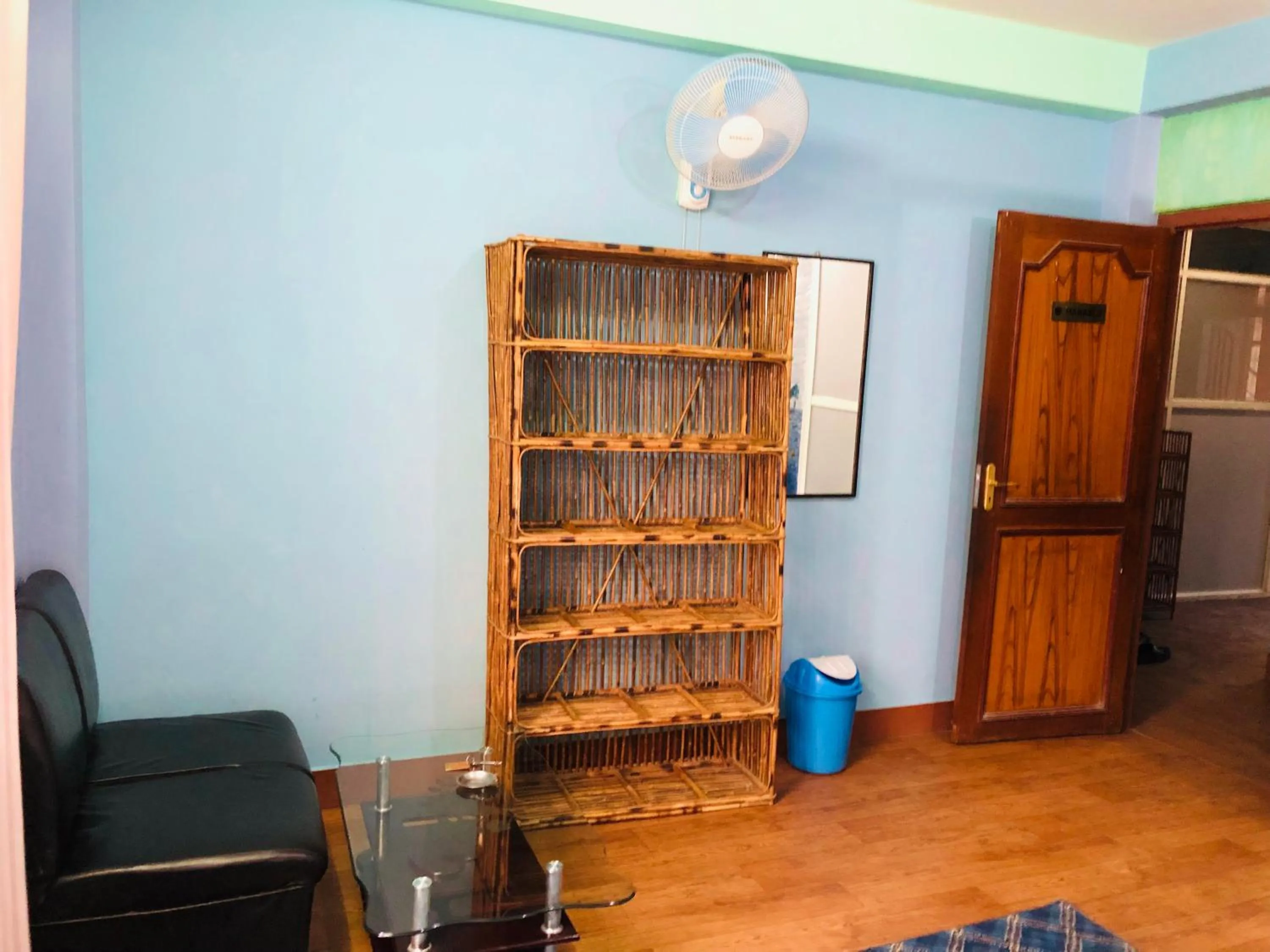 Sara's Backpackers Hotel