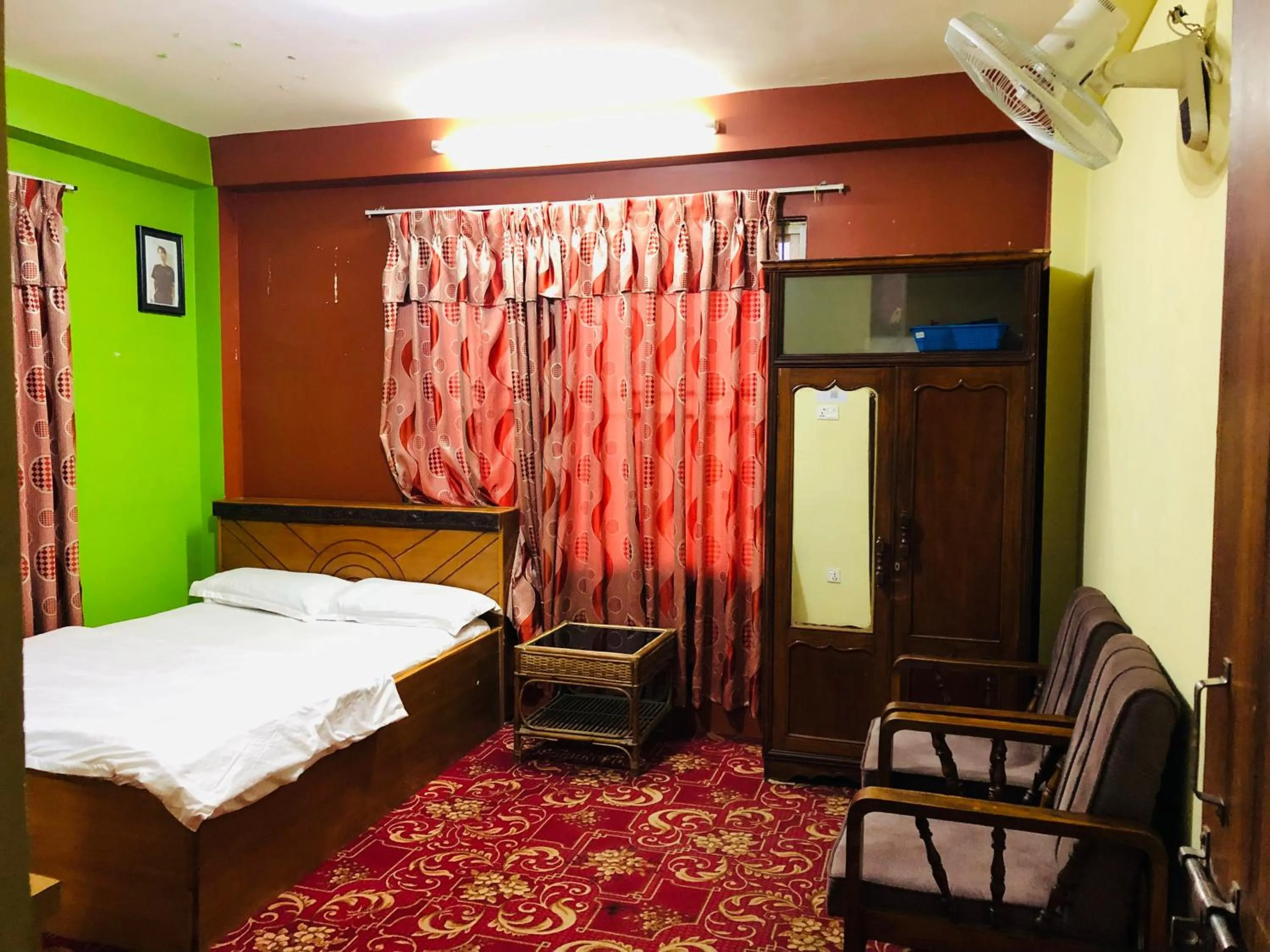 Bed in Sara's Backpackers Hotel