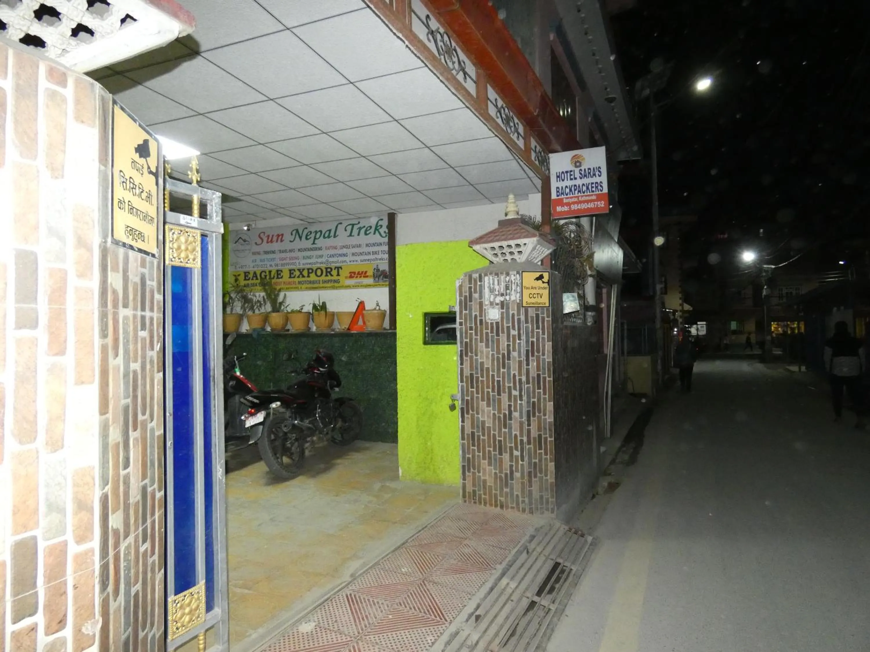 Night in Sara's Backpackers Hotel