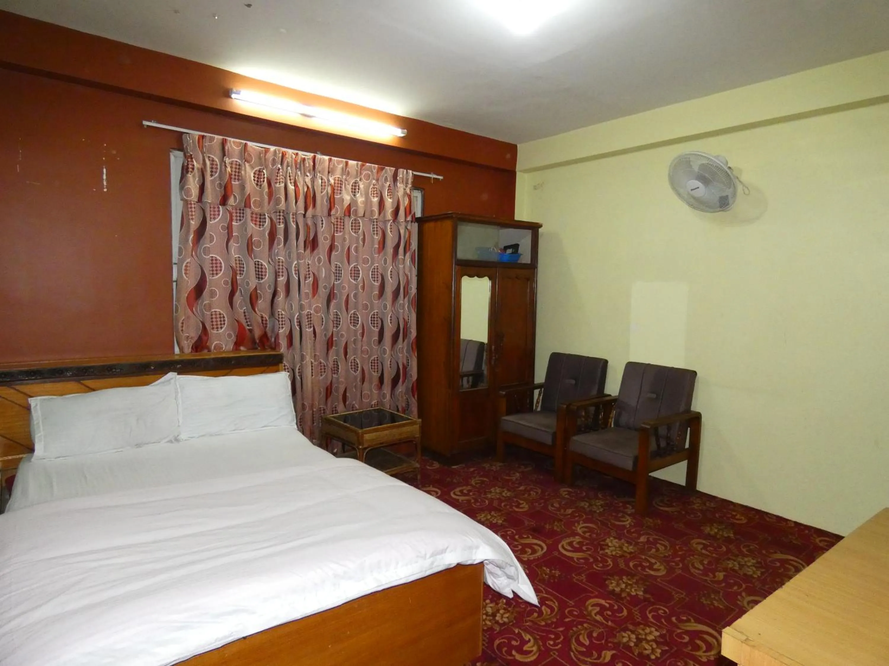 Bed in Sara's Backpackers Hotel