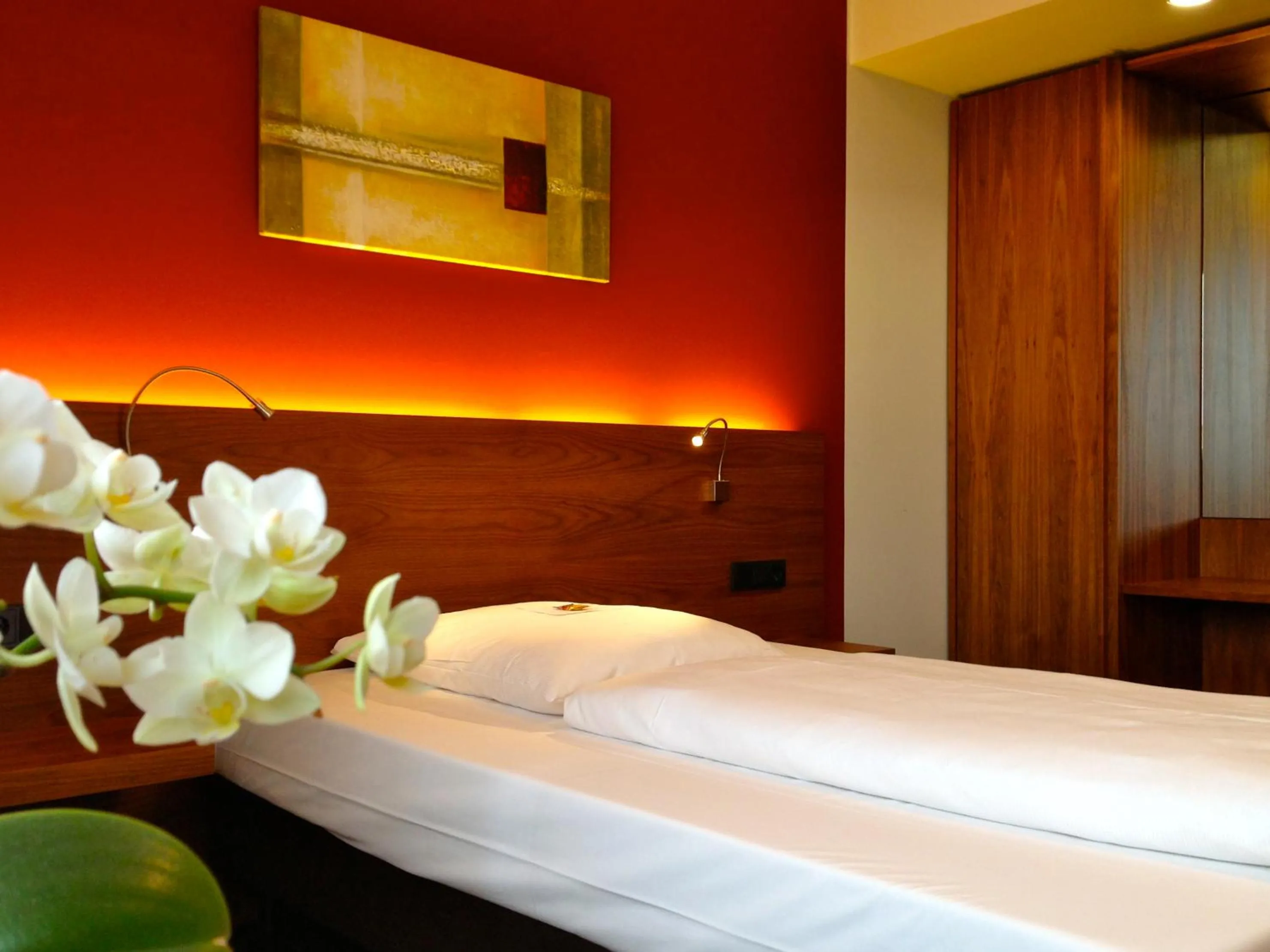 Photo of the whole room, Bed in Hotel Königstein