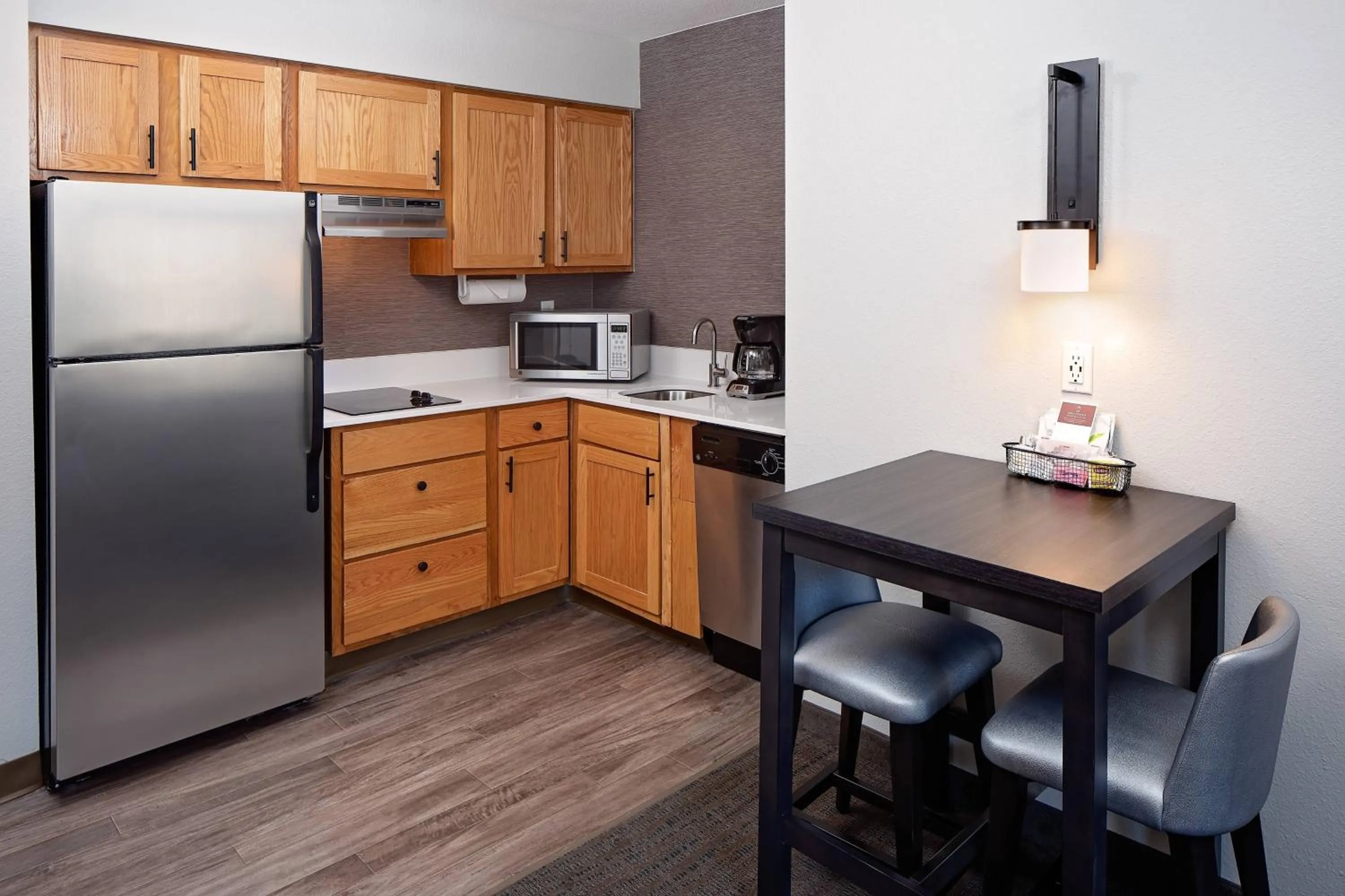 Kitchen or kitchenette in Residence Inn Arlington