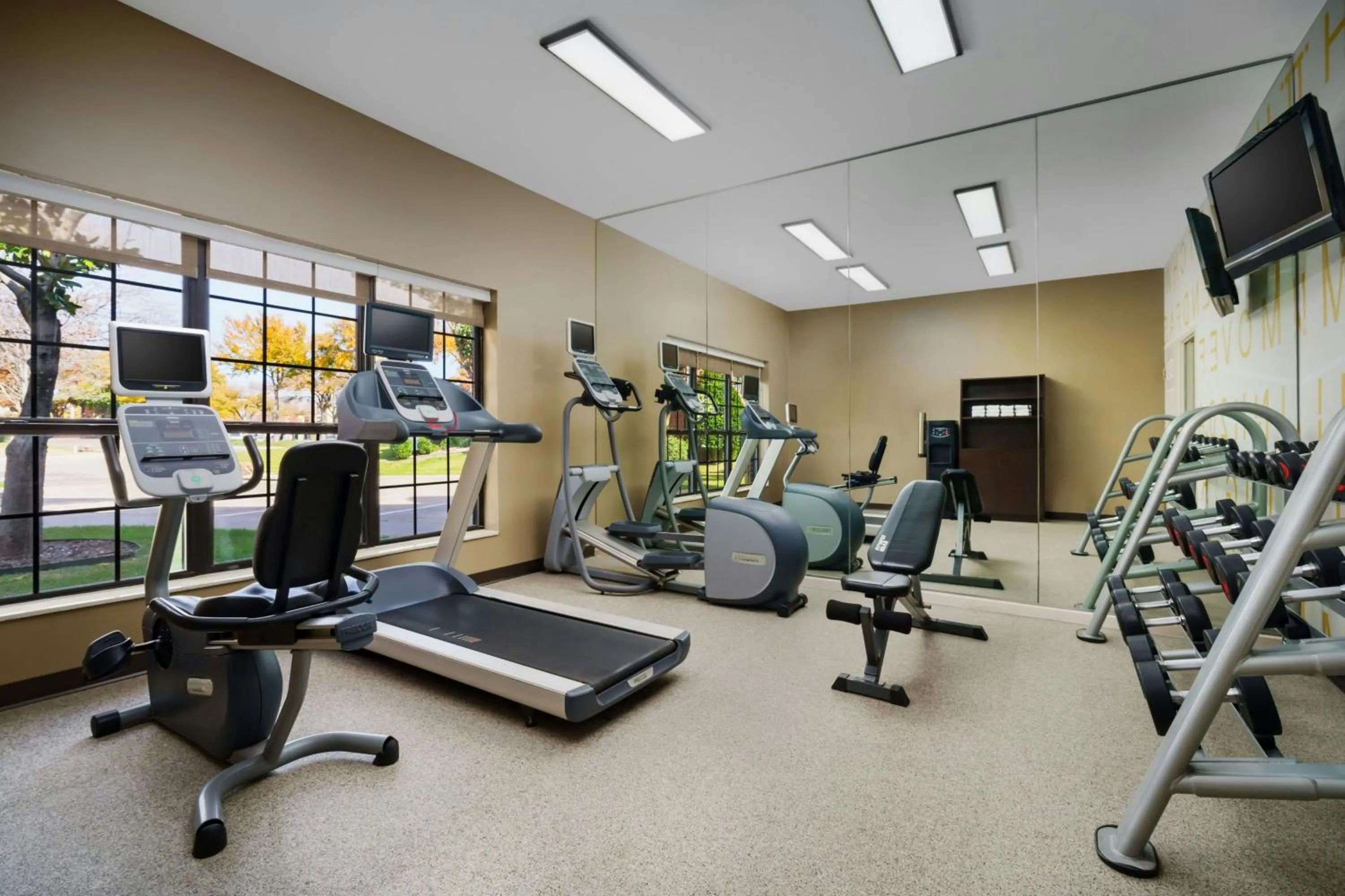 Fitness centre/facilities in Residence Inn Dallas Addison/Quorum Drive