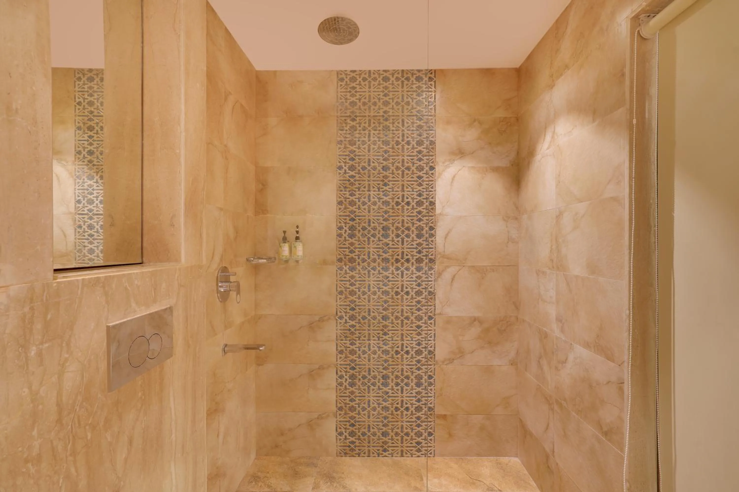 Bathroom in Lemon Tree Resort, Mussoorie