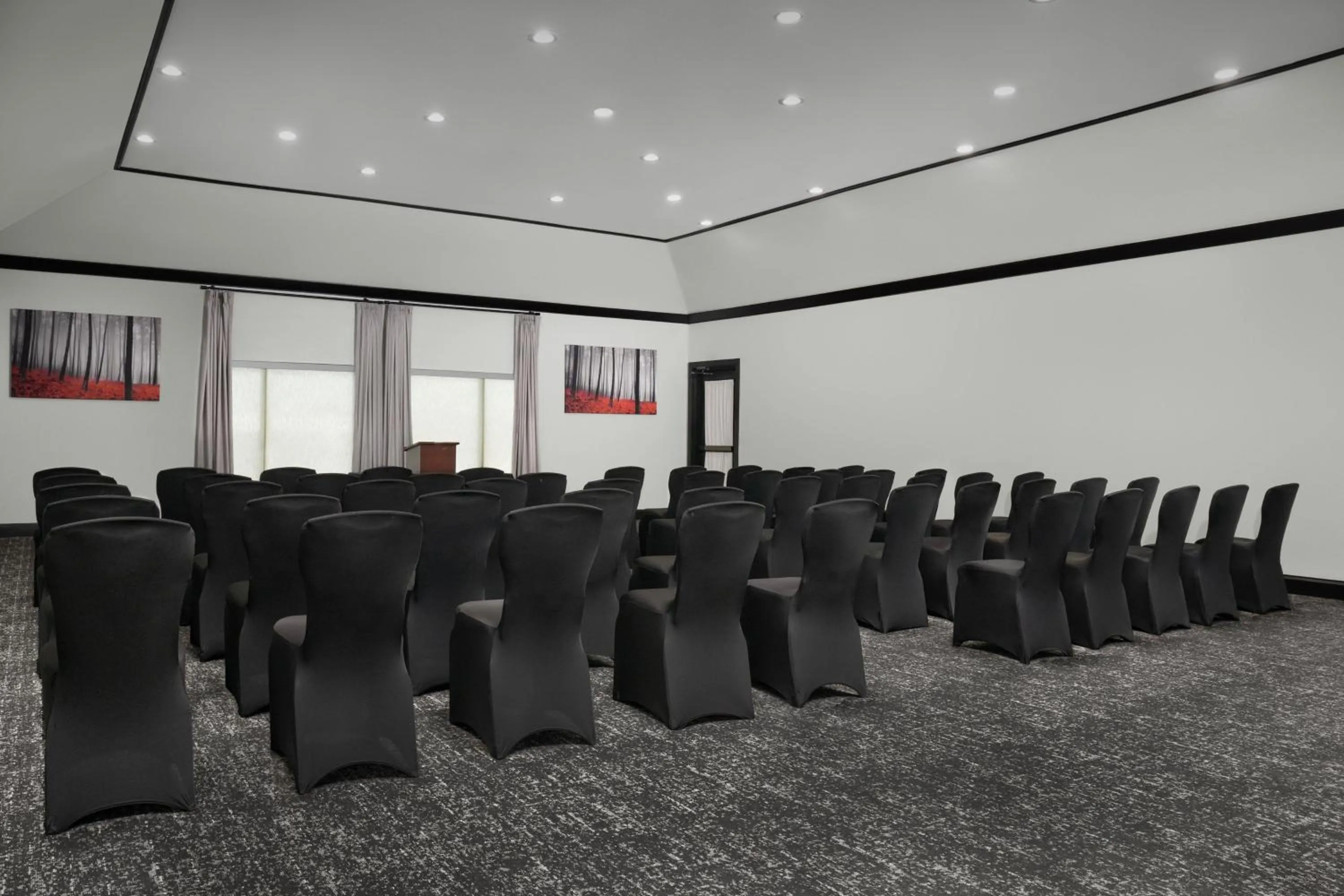 Meeting/conference room in TownePlace Suites Dallas DeSoto