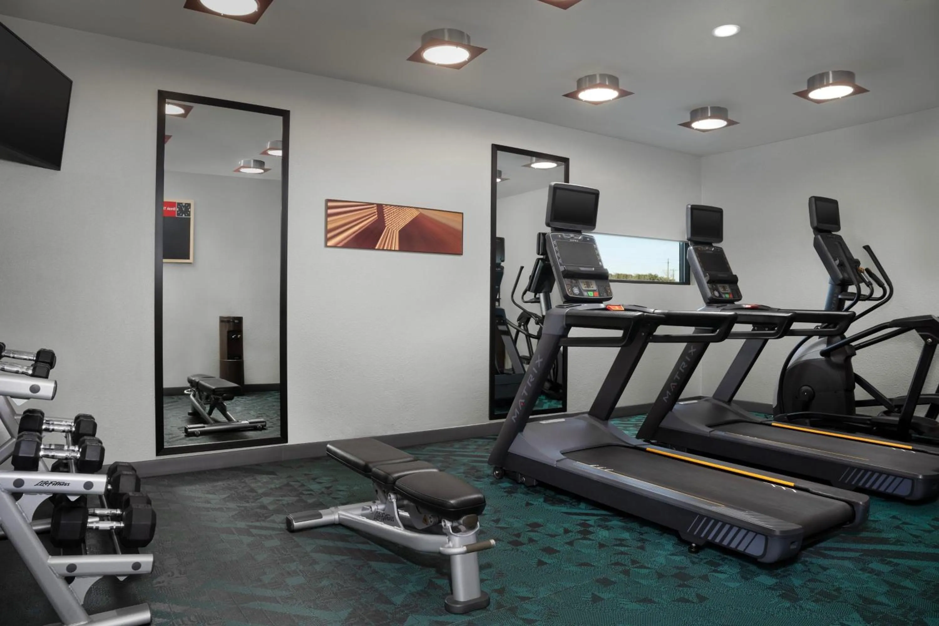 Fitness centre/facilities in TownePlace Suites Dallas DeSoto