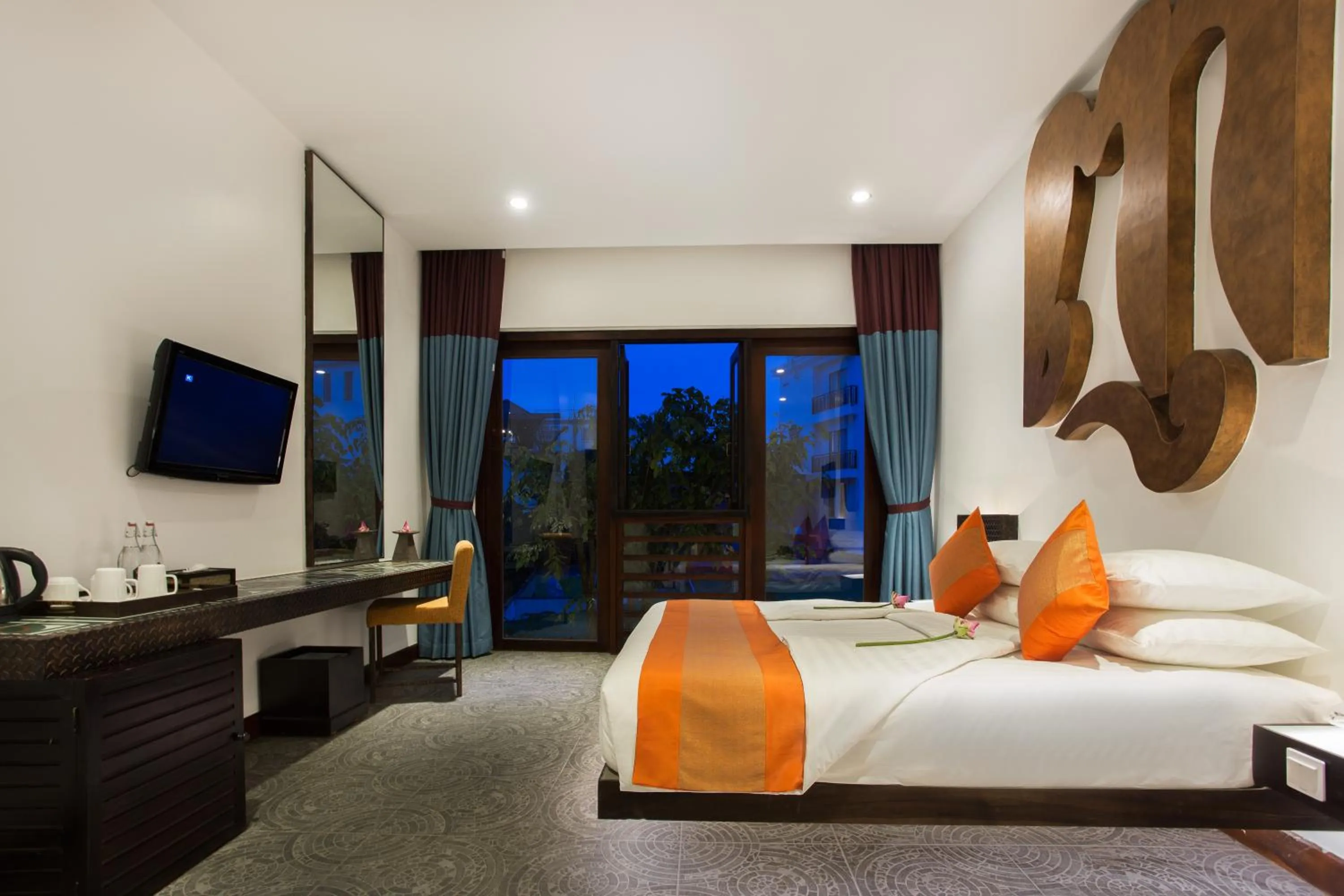 Bed in Golden Temple Villa