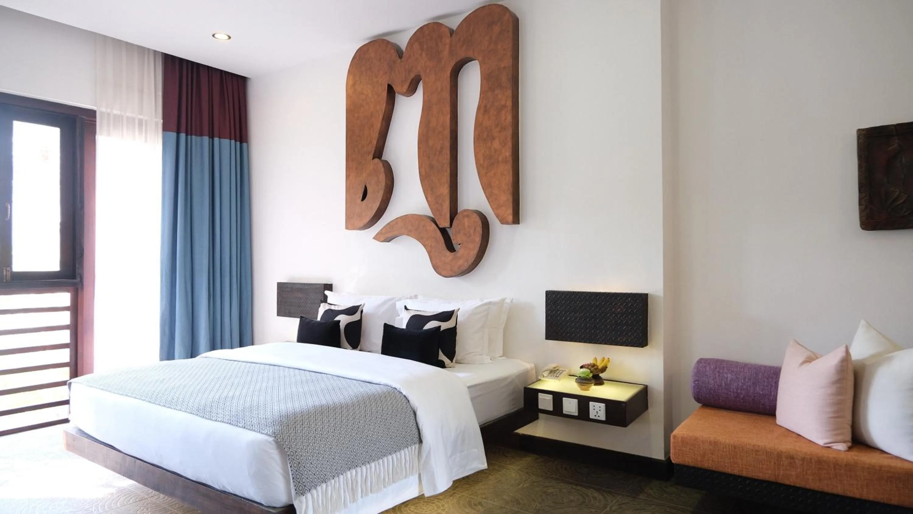 Bed in Golden Temple Villa