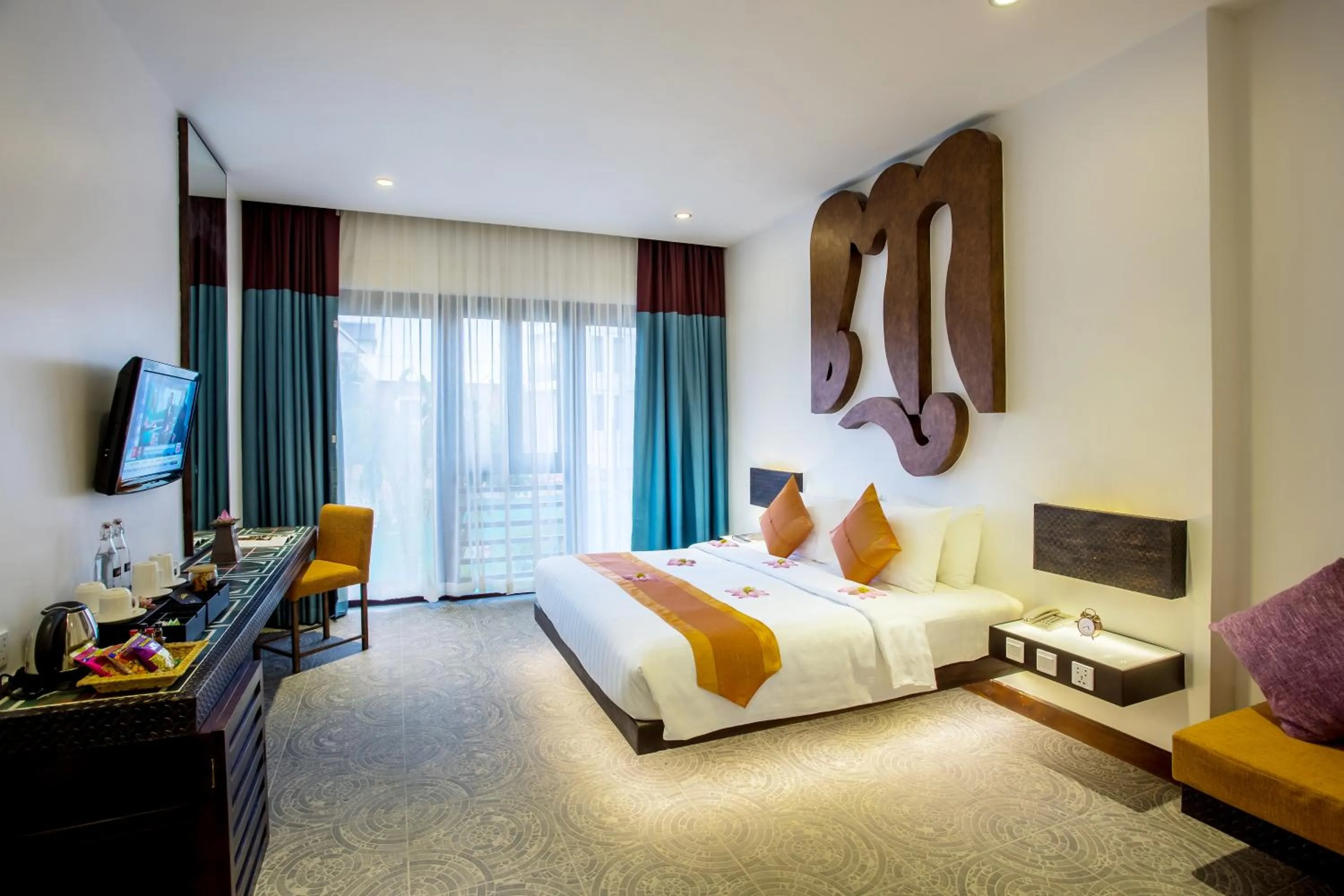 Bed in Golden Temple Villa