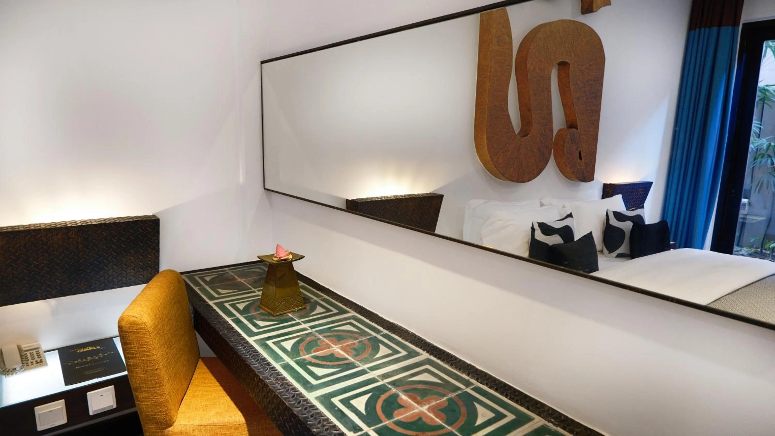 Bed in Golden Temple Villa