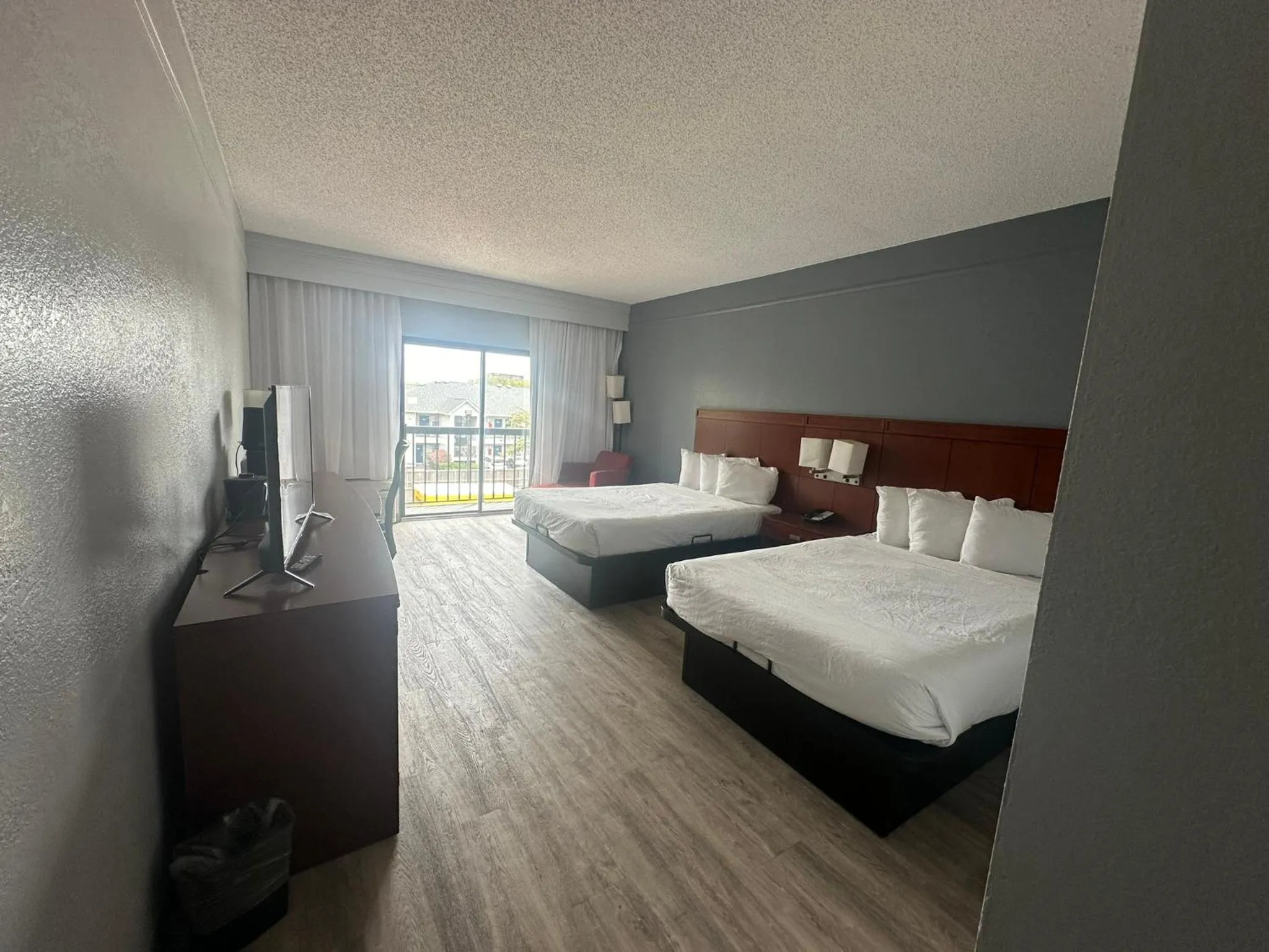 Bed in Super 8 by Wyndham Dallas Love Field Airport