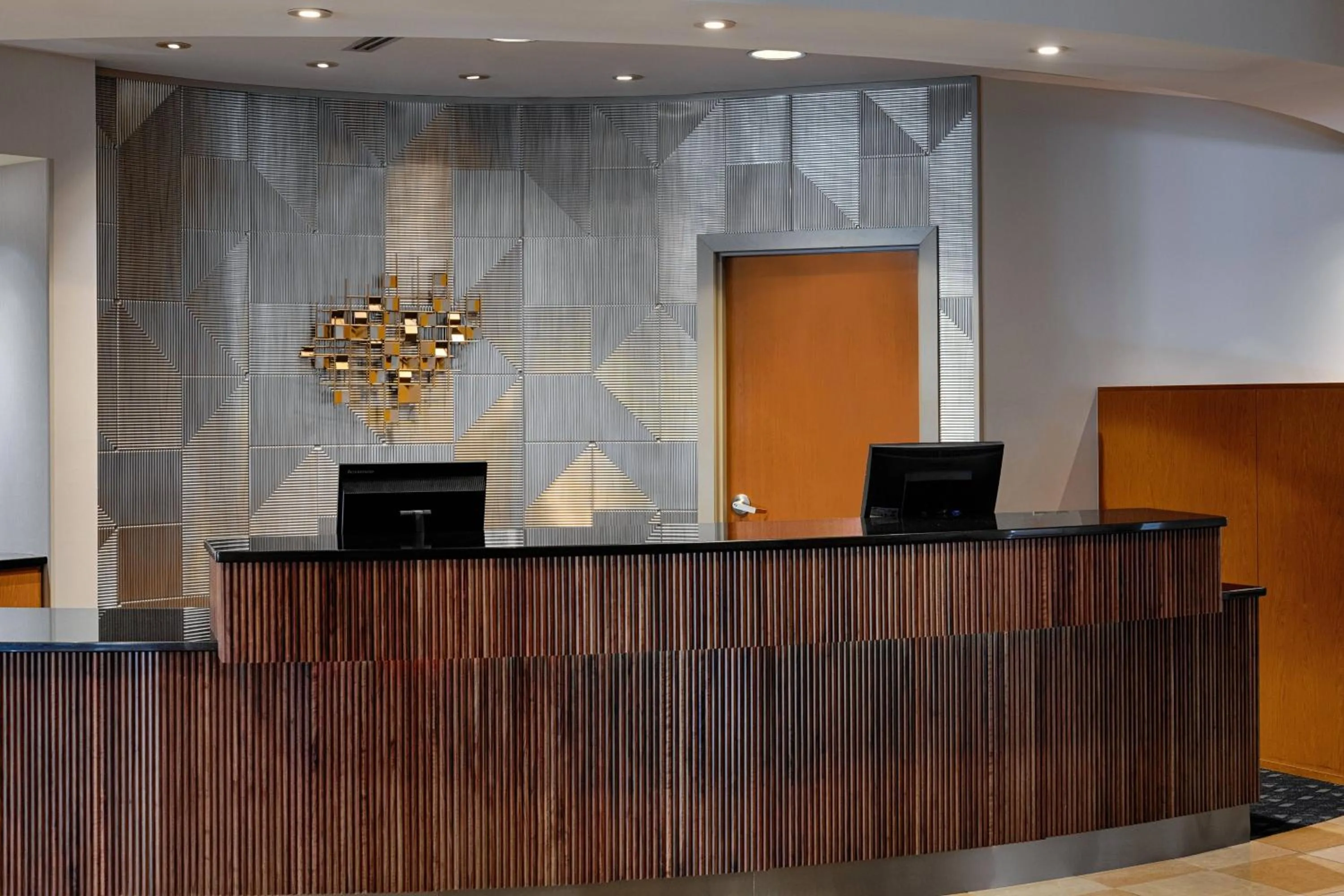 Lobby or reception in Courtyard by Marriott Springfield Downtown