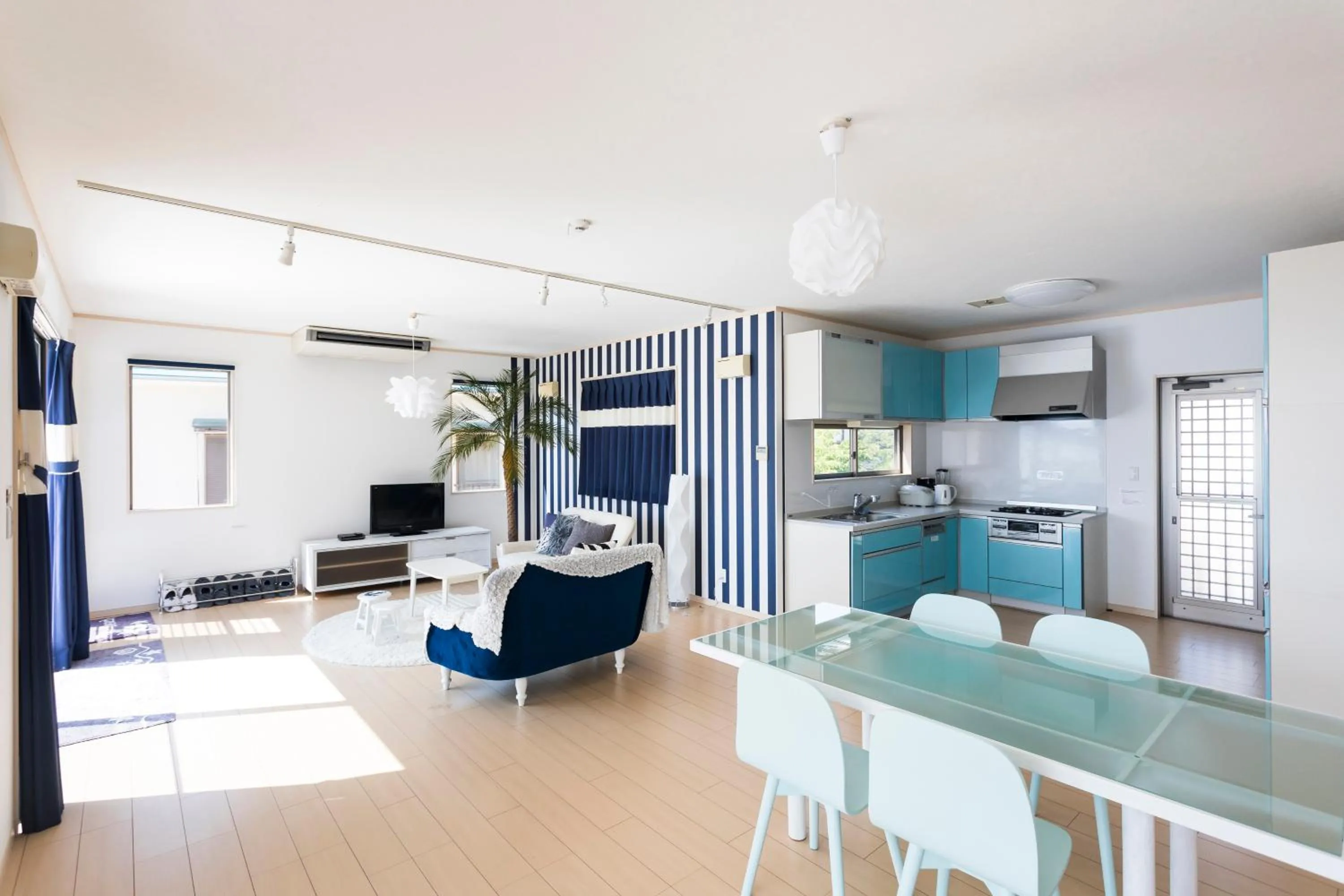 Living room in Marine House KAKISAKI