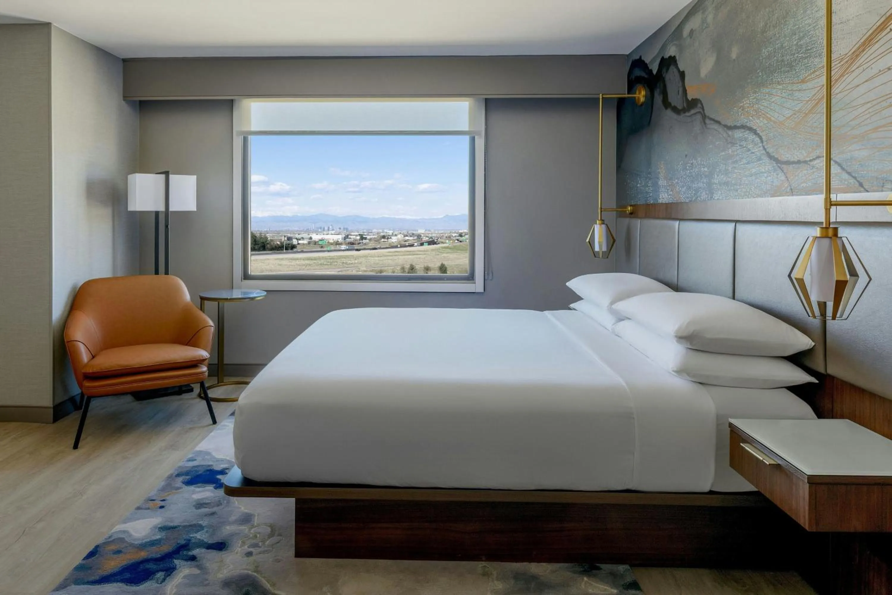Bedroom, Bed in Denver Airport Marriott at Gateway Park