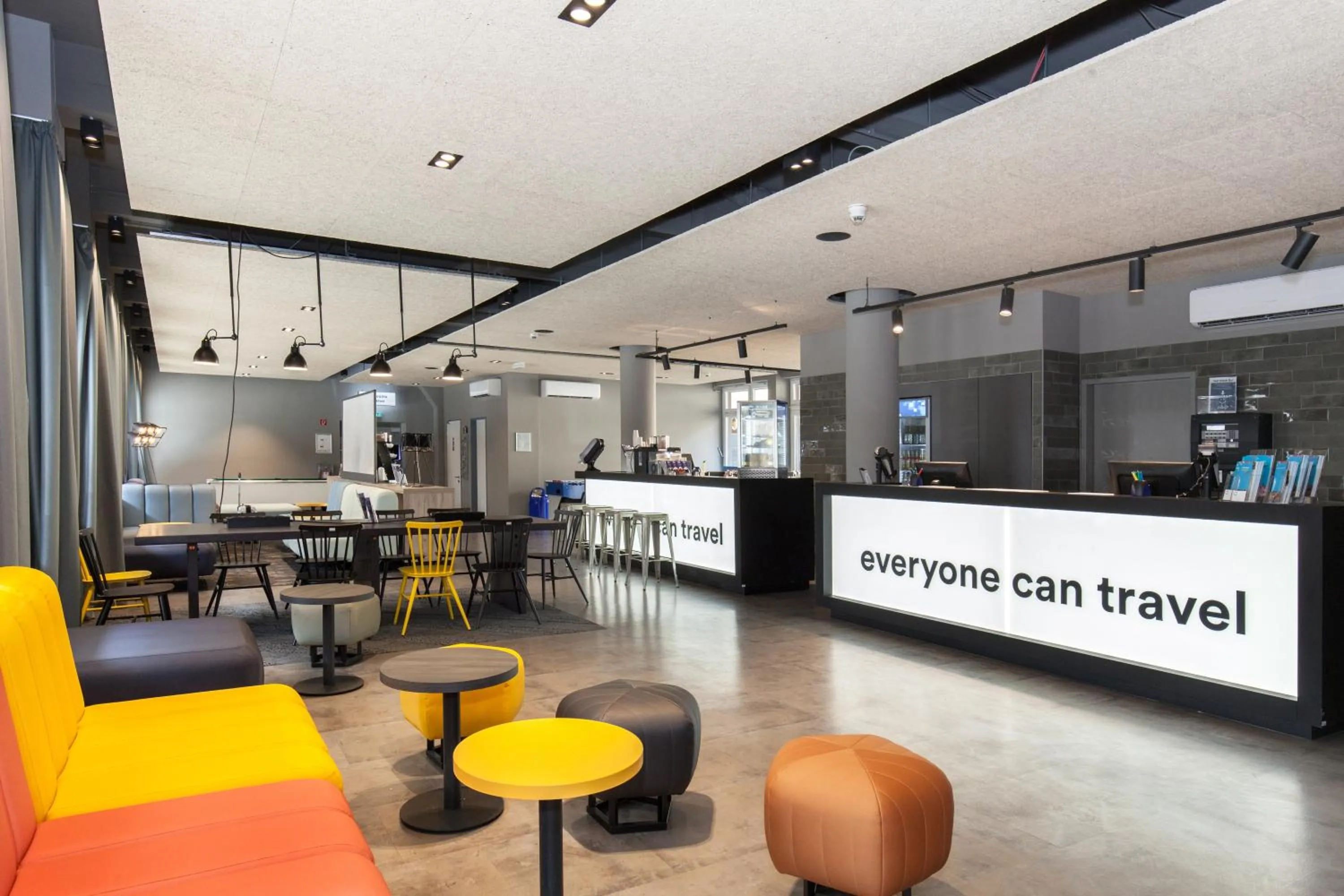 Lobby or reception in a&o Nürnberg Hauptbahnhof